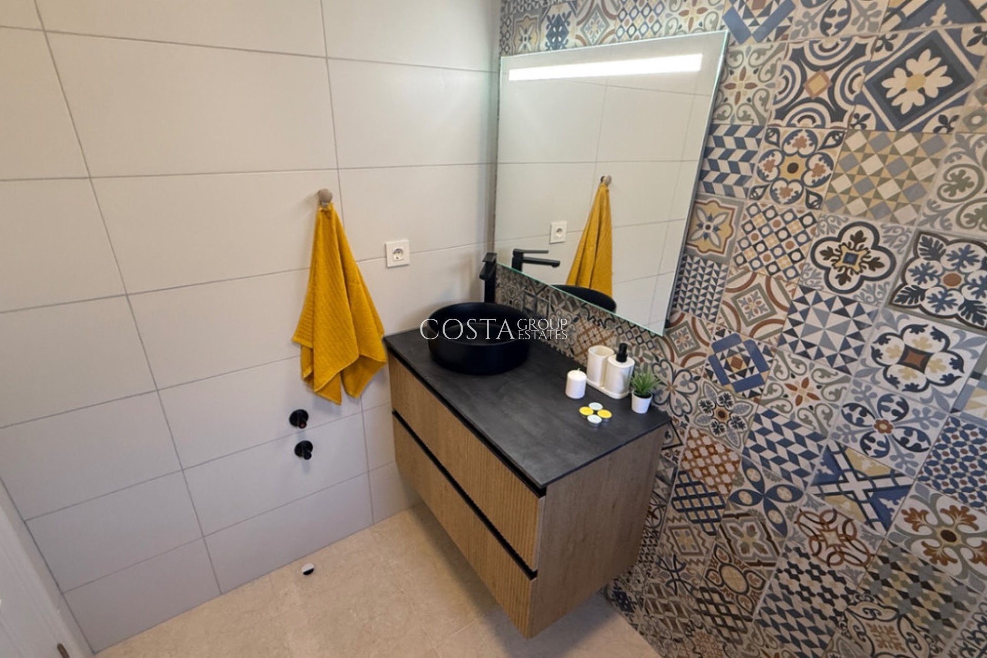 Odsprzedaż - Dom -
San Miguel de Salinas - San Miguel de Salinas Centro