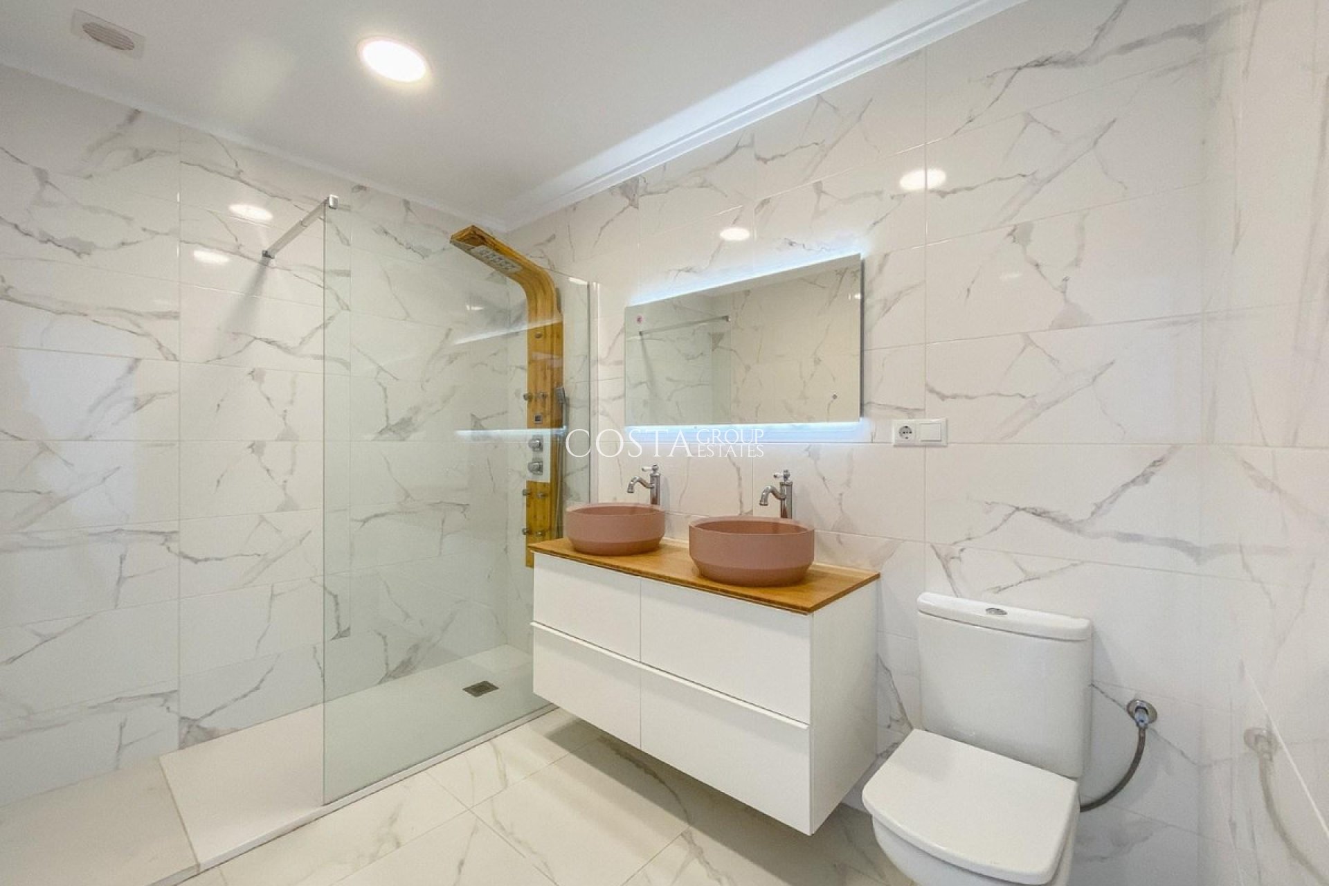 Odsprzedaż - Dom -
Torrevieja - Aguas Nuevas