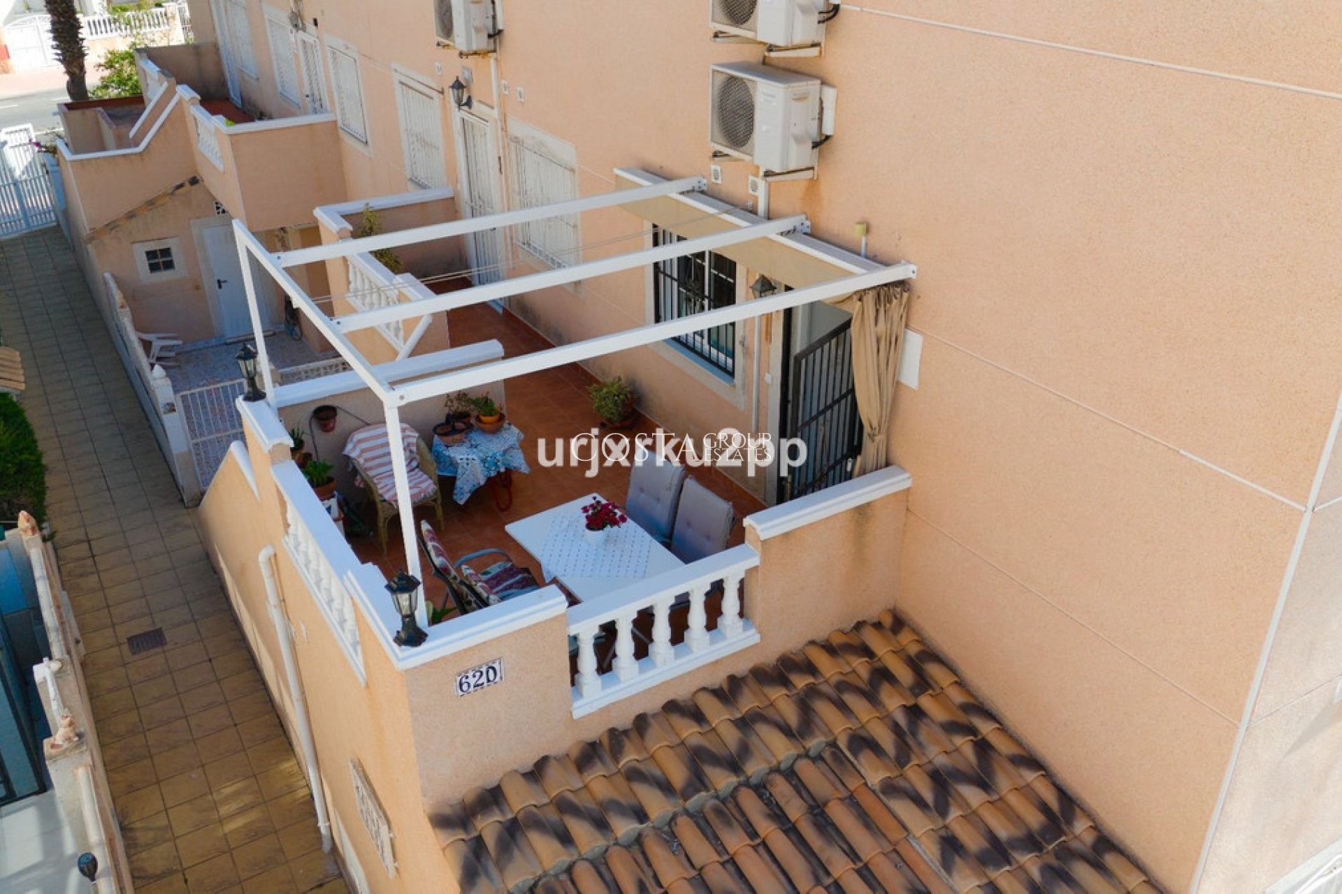 Odsprzedaż - Dom -
Torrevieja - Torrevieja Centro