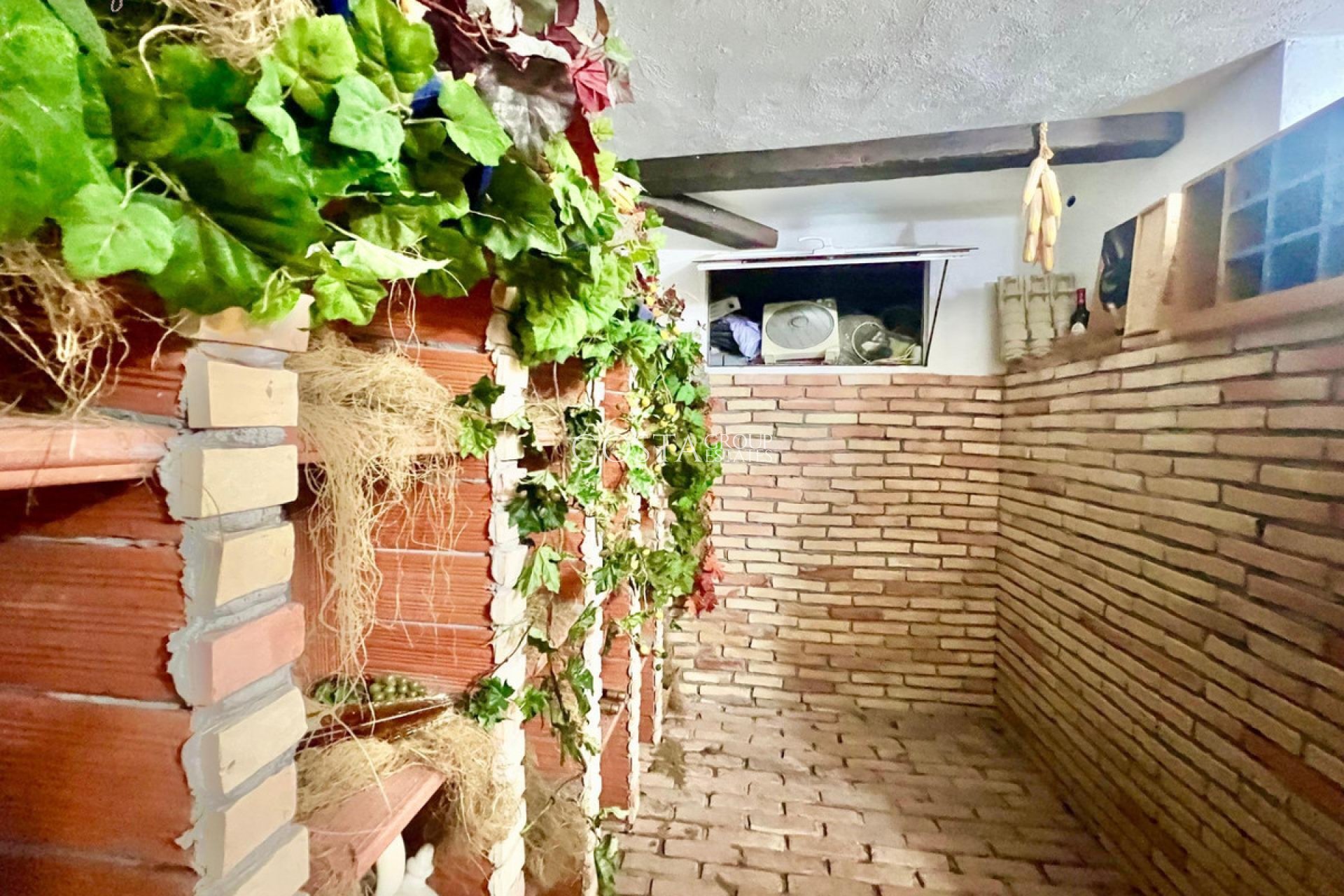 Odsprzedaż - Dom -
Torrevieja - Torrevieja Centro