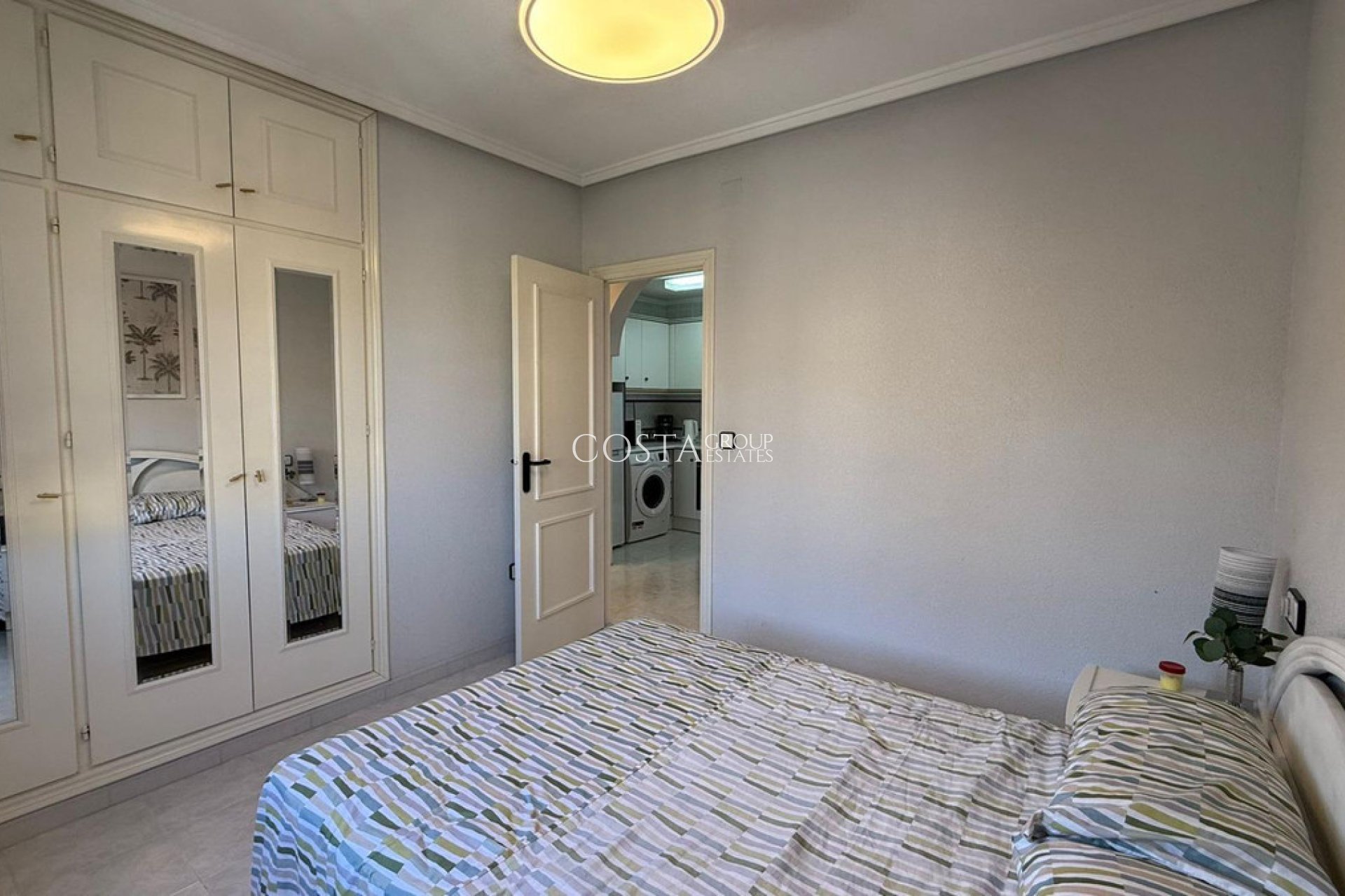 Odsprzedaż - Dom -
Torrevieja - Torrevieja Centro