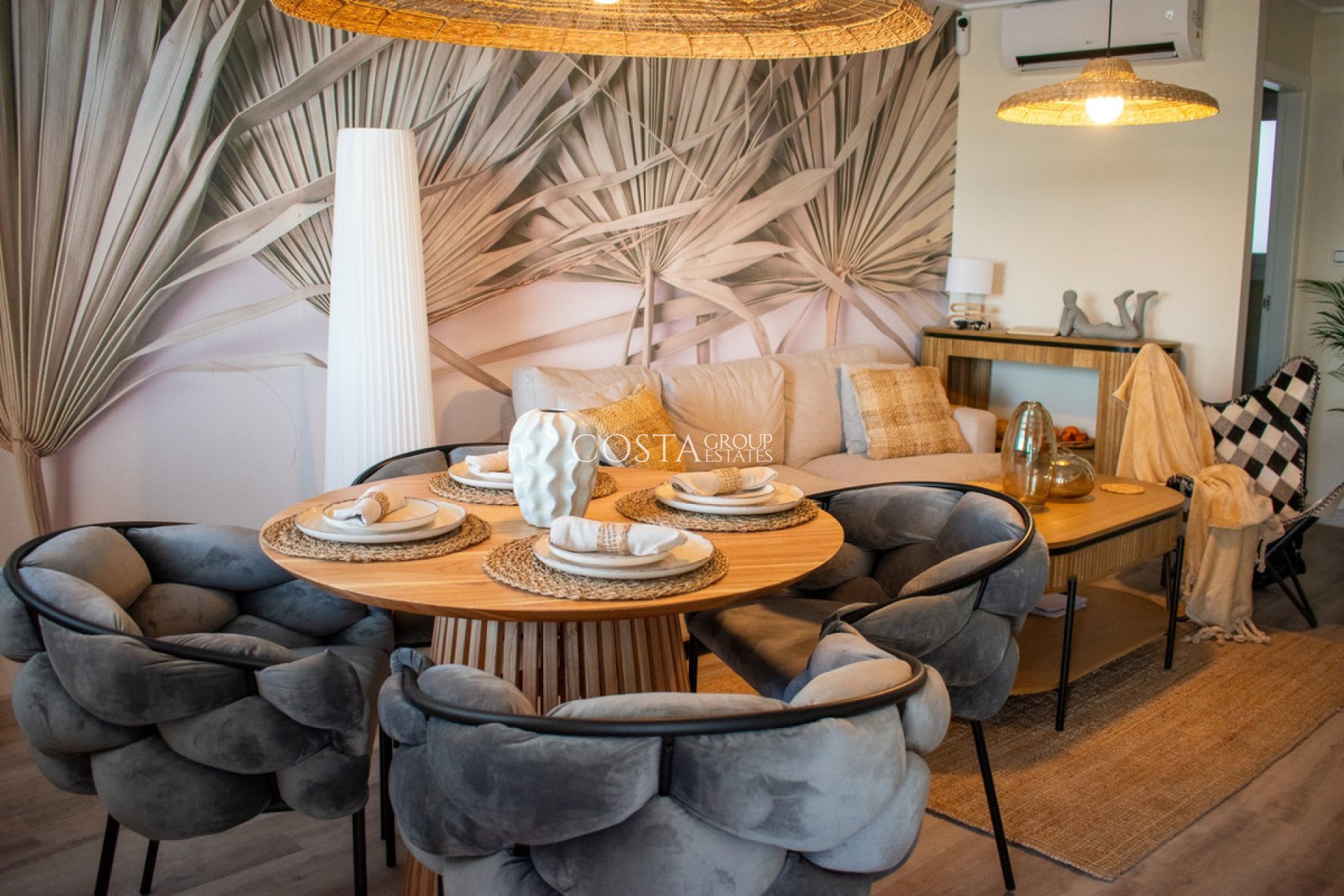 Odsprzedaż - Dom -
Torrevieja - Torrevieja Centro