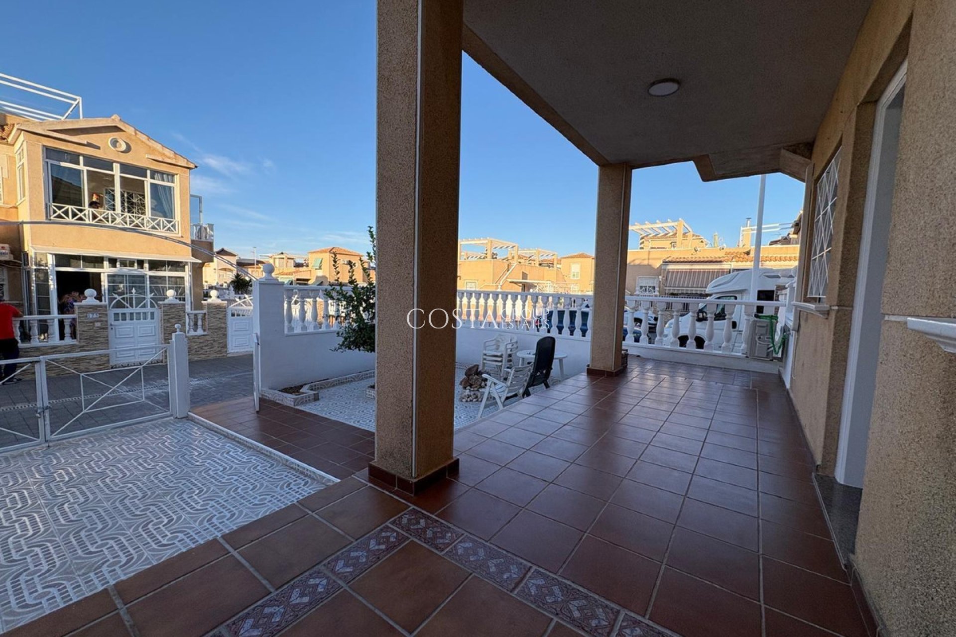 Odsprzedaż - Dom -
Torrevieja - Torrevieja Centro