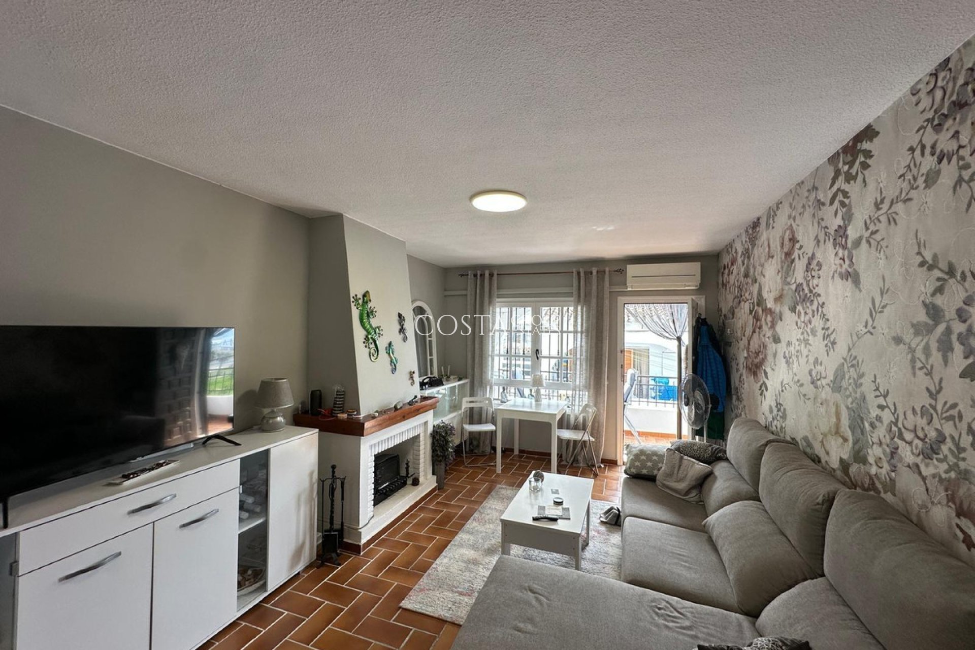 Odsprzedaż - Dom -
Torrevieja - Torrevieja Centro