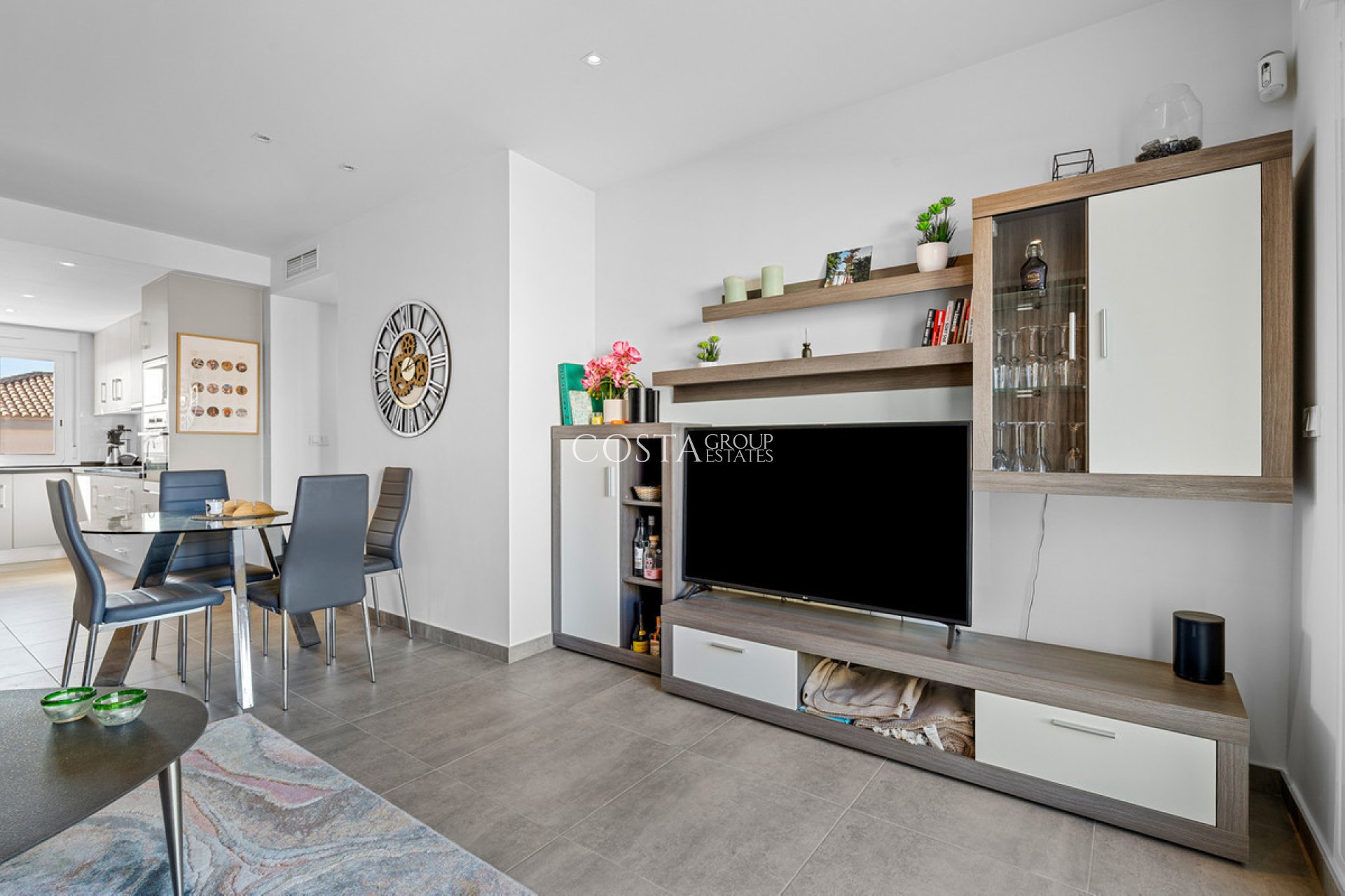 Odsprzedaż - Dom -
Torrevieja