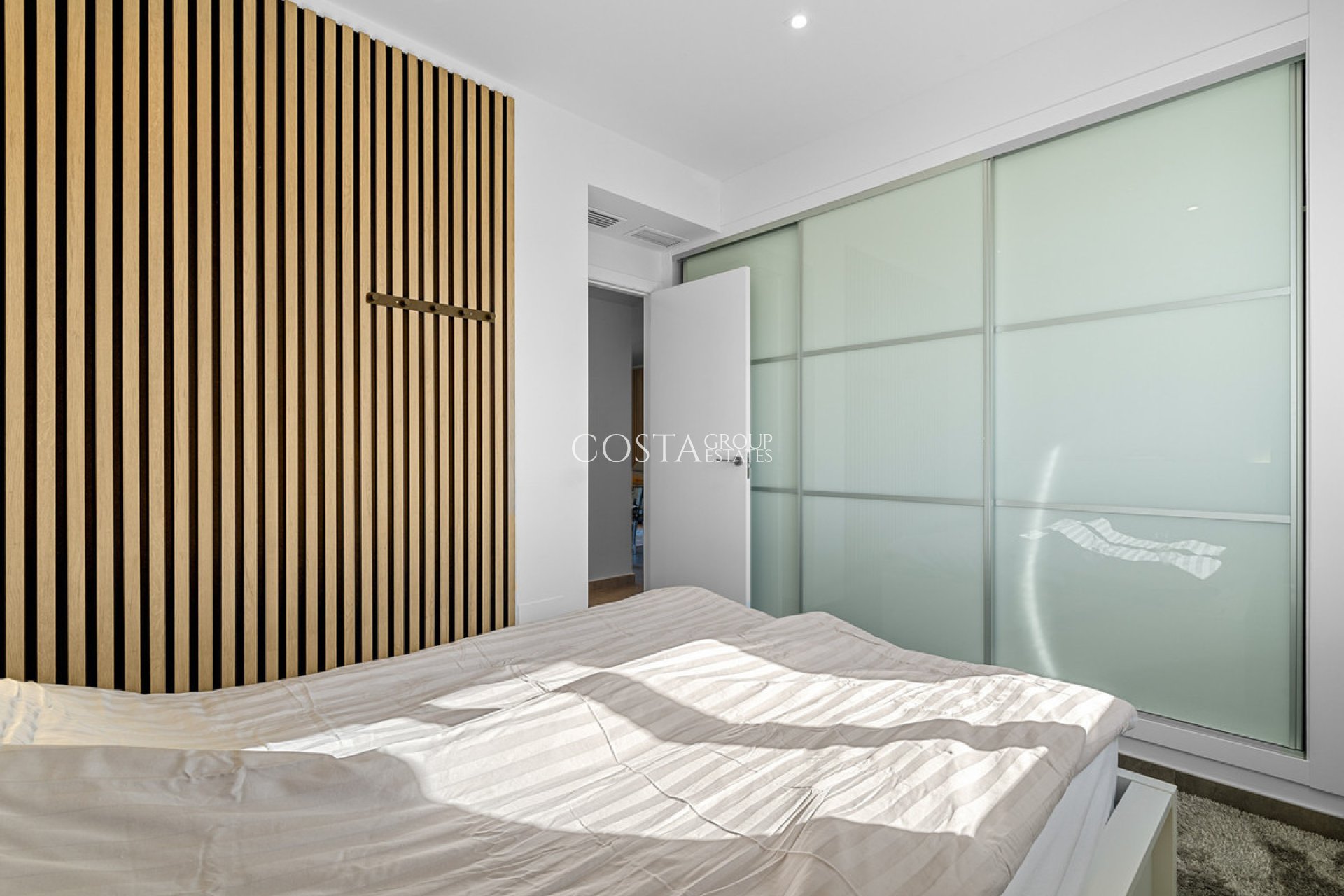 Odsprzedaż - Dom -
Torrevieja