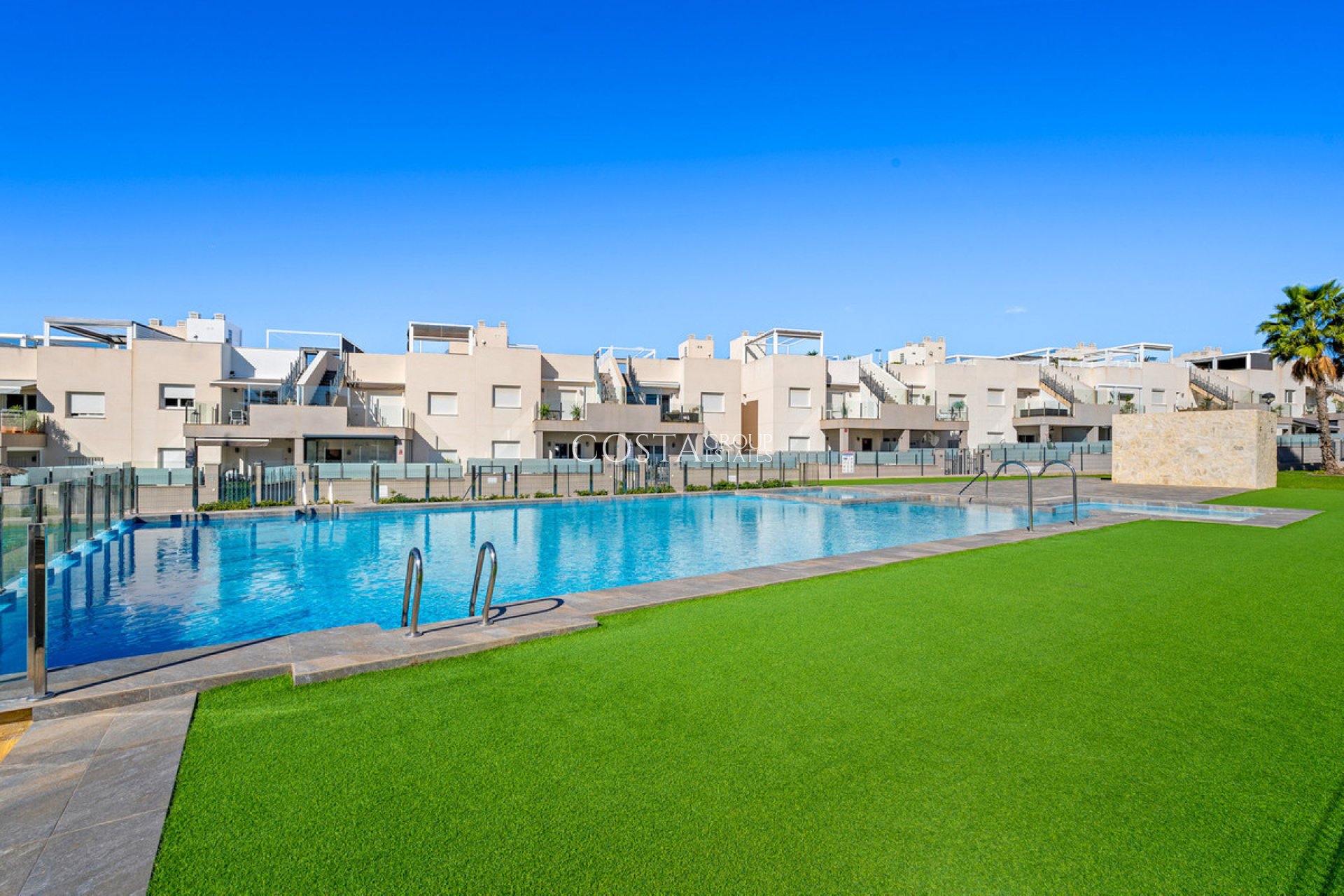 Odsprzedaż - Dom -
Torrevieja