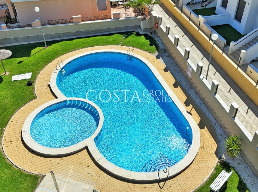 Odsprzedaż - Dom -
Villamartín