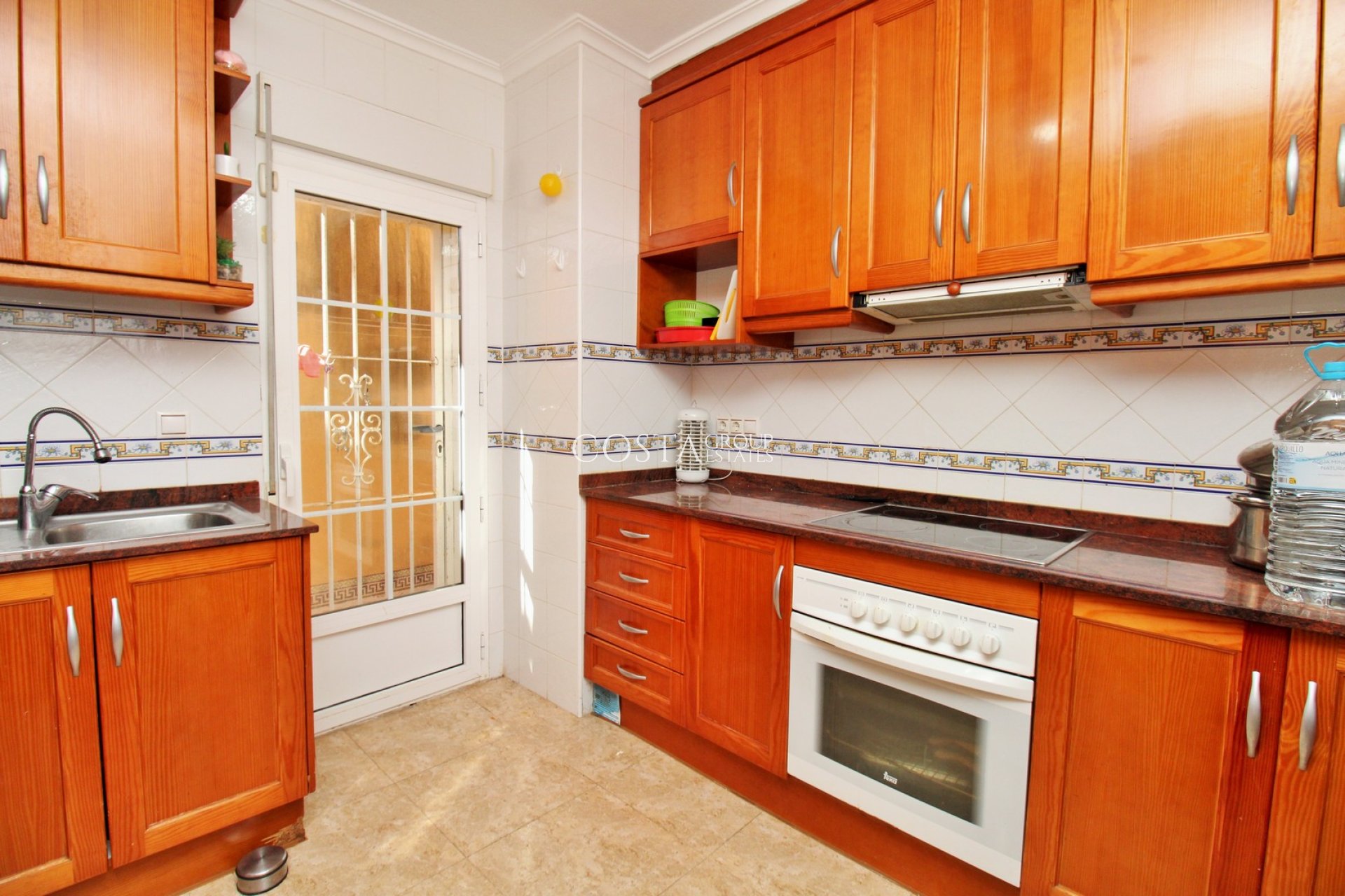 Odsprzedaż - Dom -
Villamartín