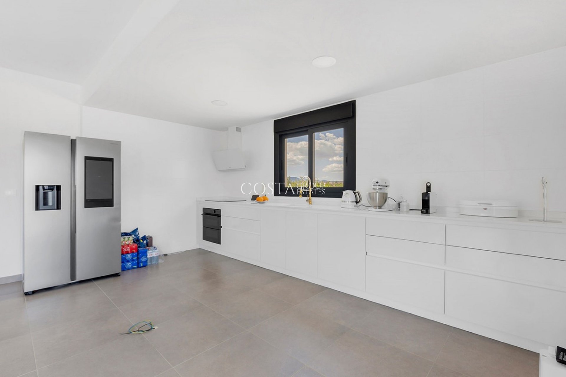 Odsprzedaż - Willa -
Abanilla - Macisvenda