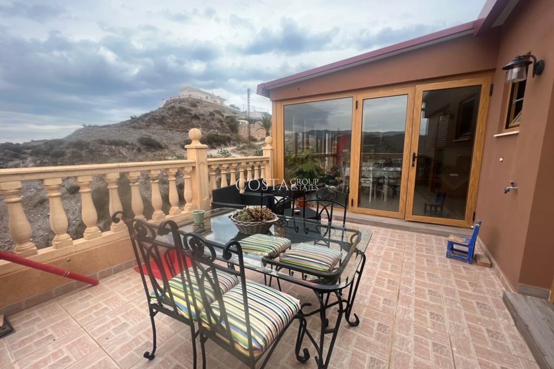 Odsprzedaż - Willa -
Aguilas - Calabardina