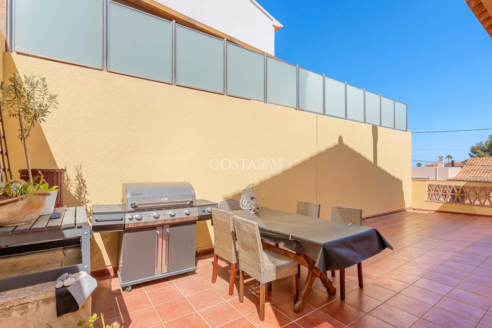 Odsprzedaż - Willa -
Alfas del Pí