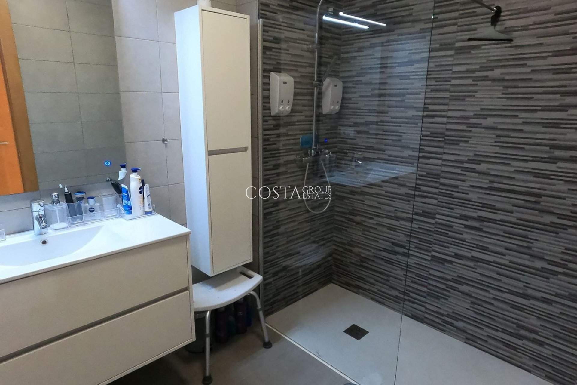 Odsprzedaż - Willa -
Algorfa - La Finca Golf