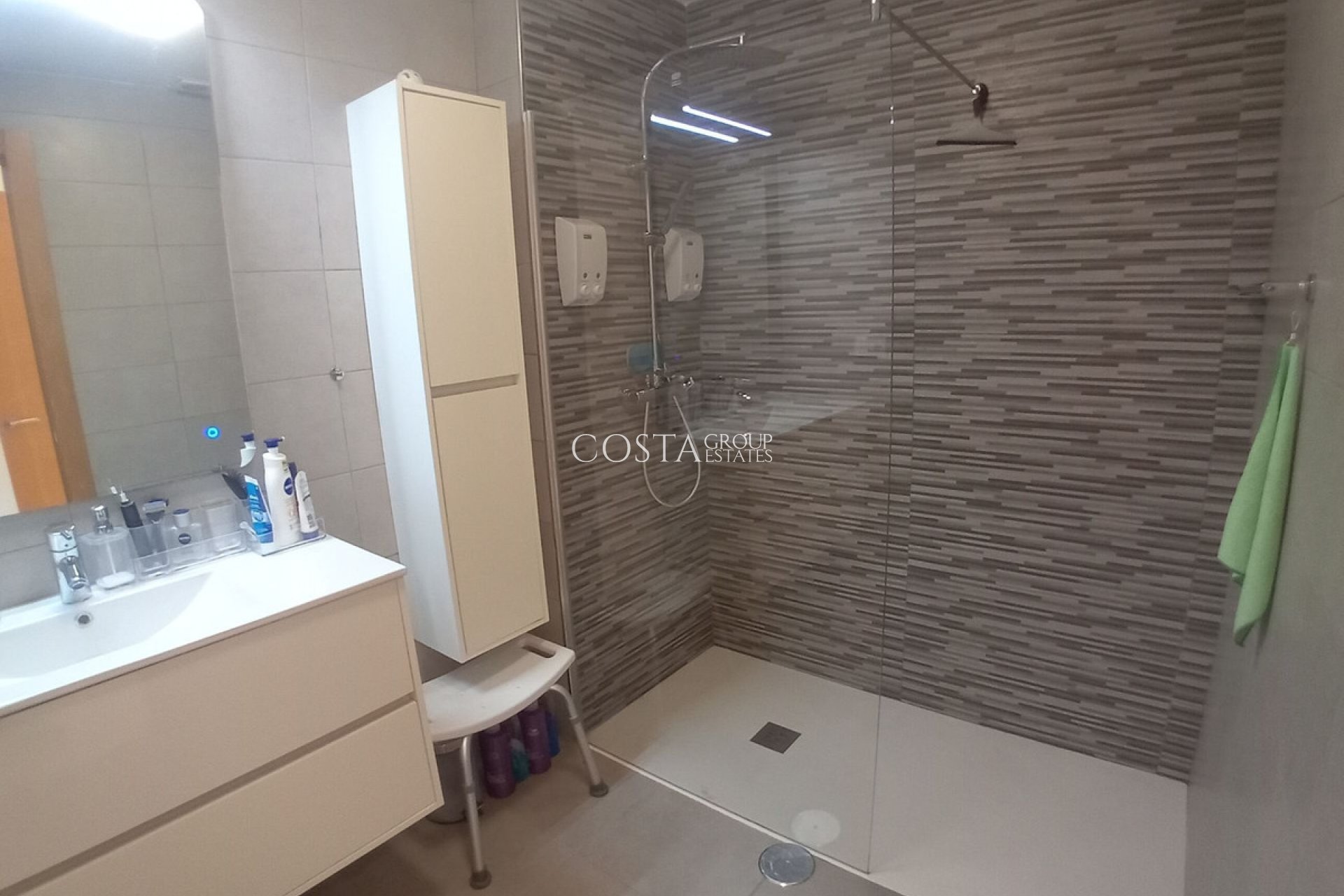 Odsprzedaż - Willa -
Algorfa - La Finca Golf