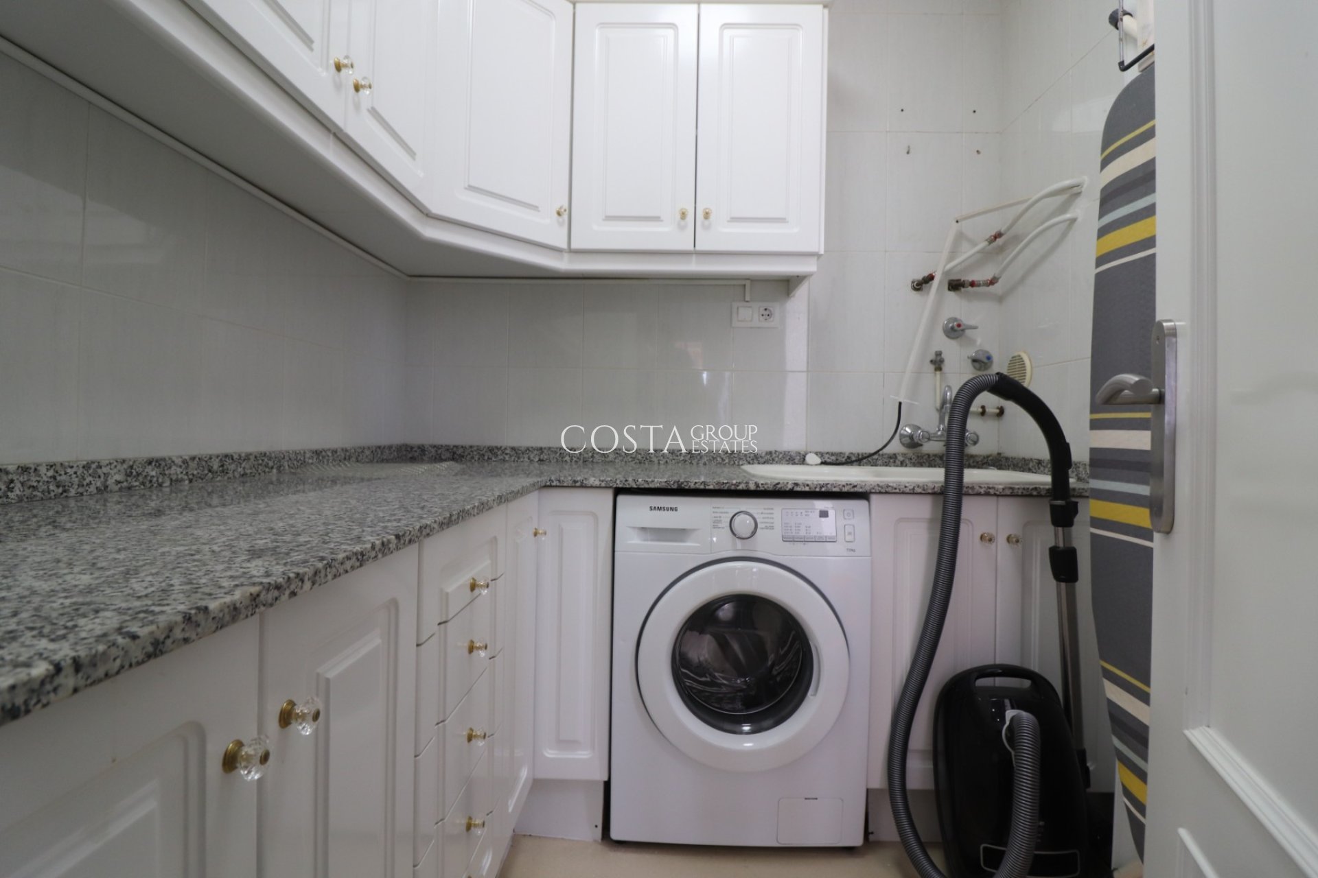 Odsprzedaż - Willa -
Algorfa - Lomas de La Juliana