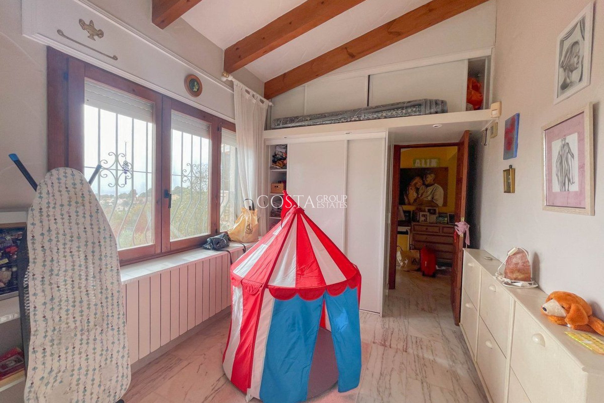 Odsprzedaż - Willa -
Algorfa - Montemar