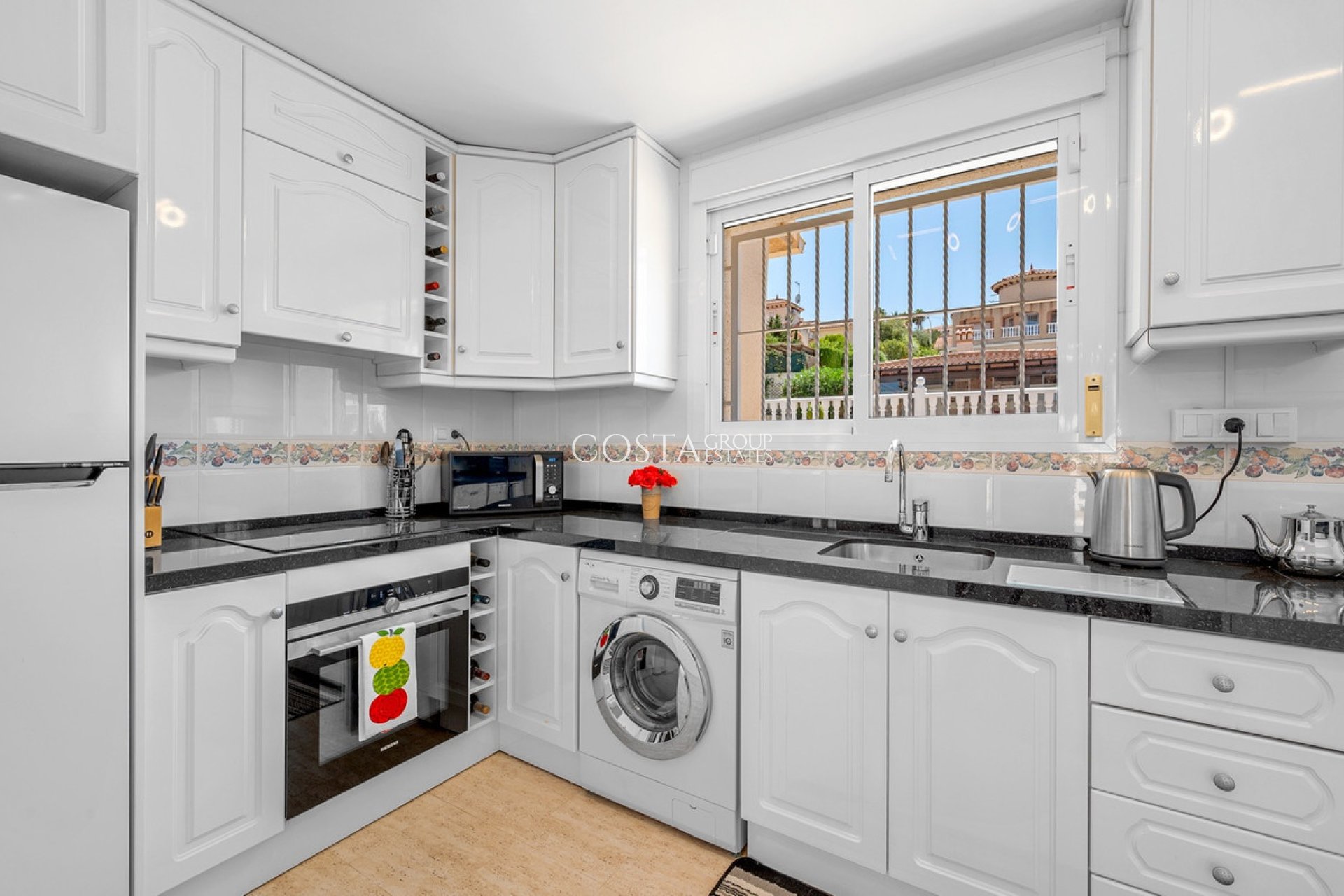 Odsprzedaż - Willa -
Algorfa