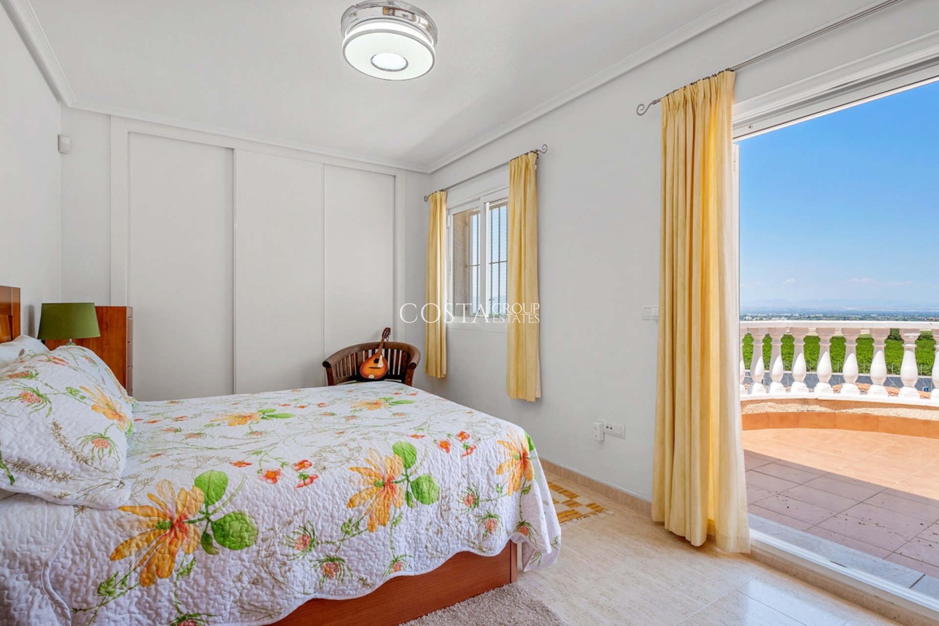 Odsprzedaż - Willa -
Algorfa