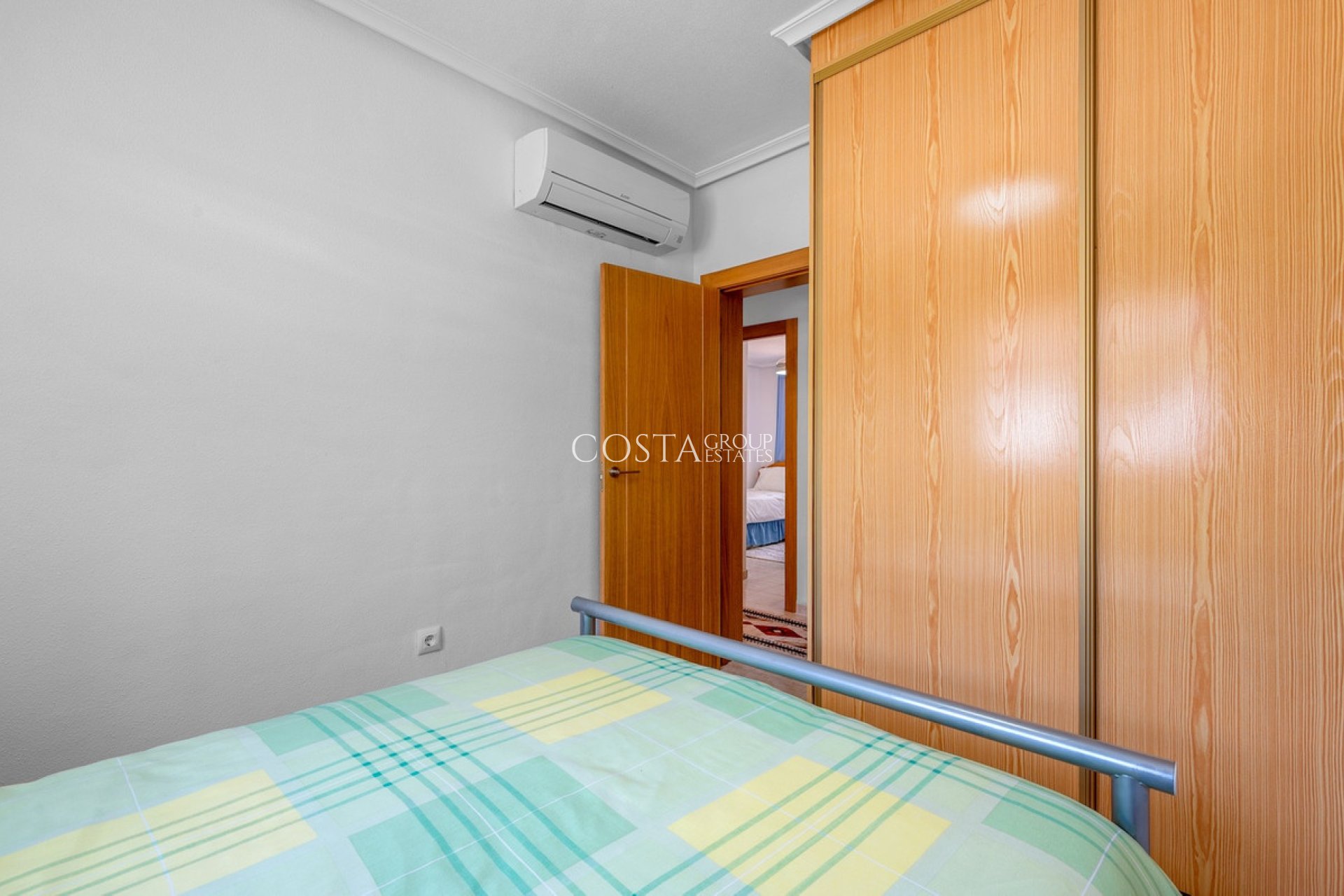 Odsprzedaż - Willa -
Algorfa