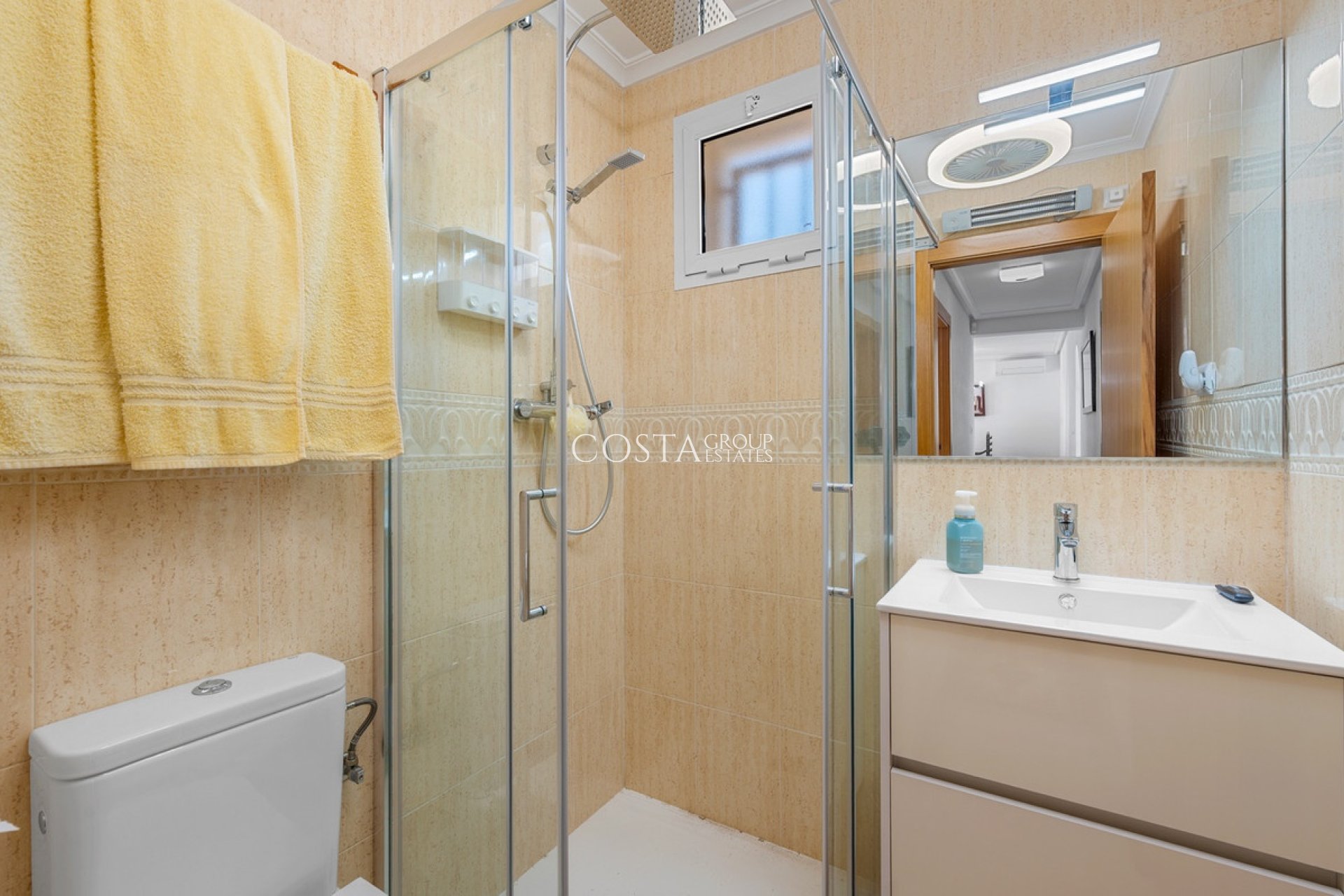 Odsprzedaż - Willa -
Algorfa