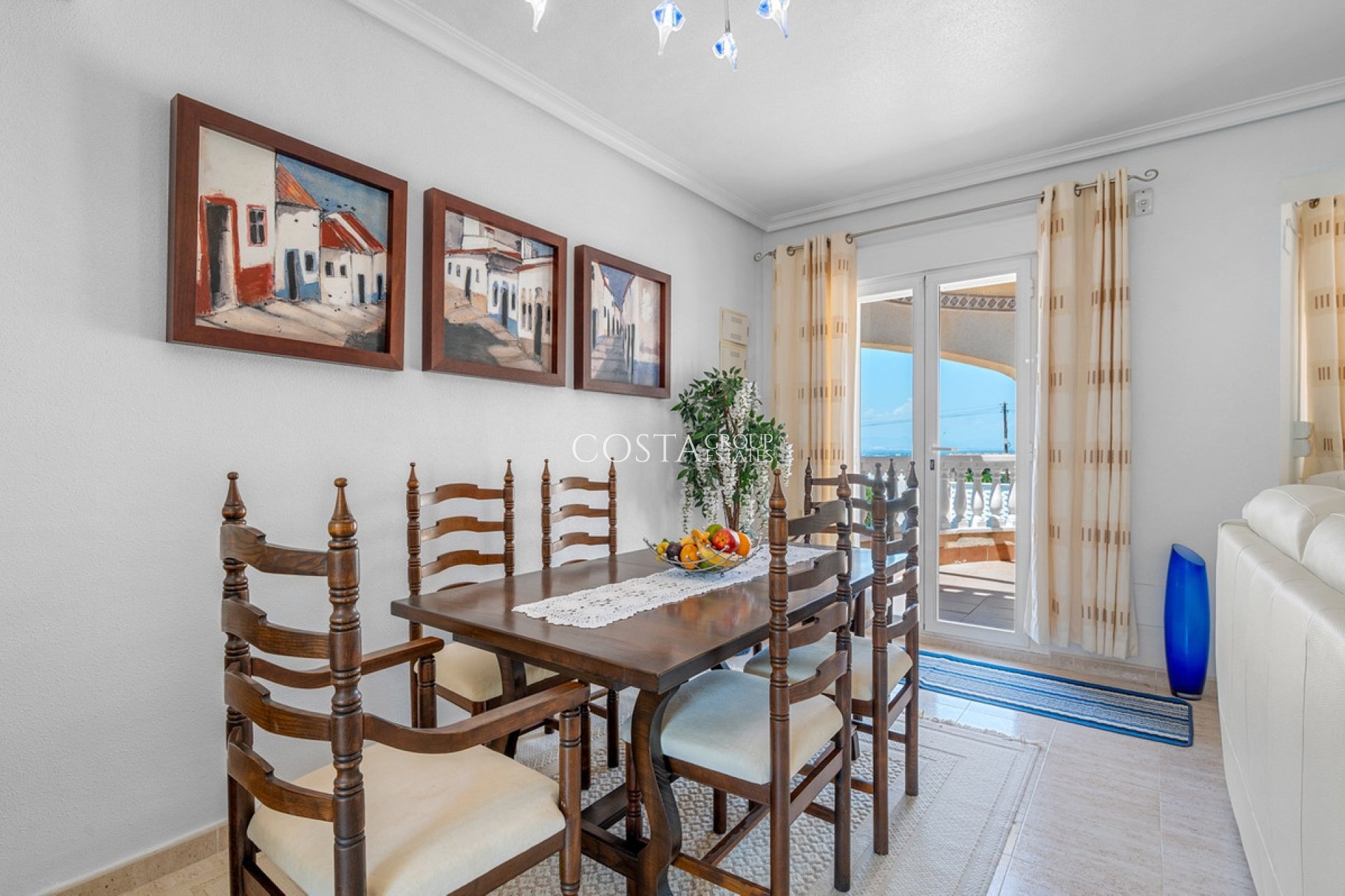 Odsprzedaż - Willa -
Algorfa