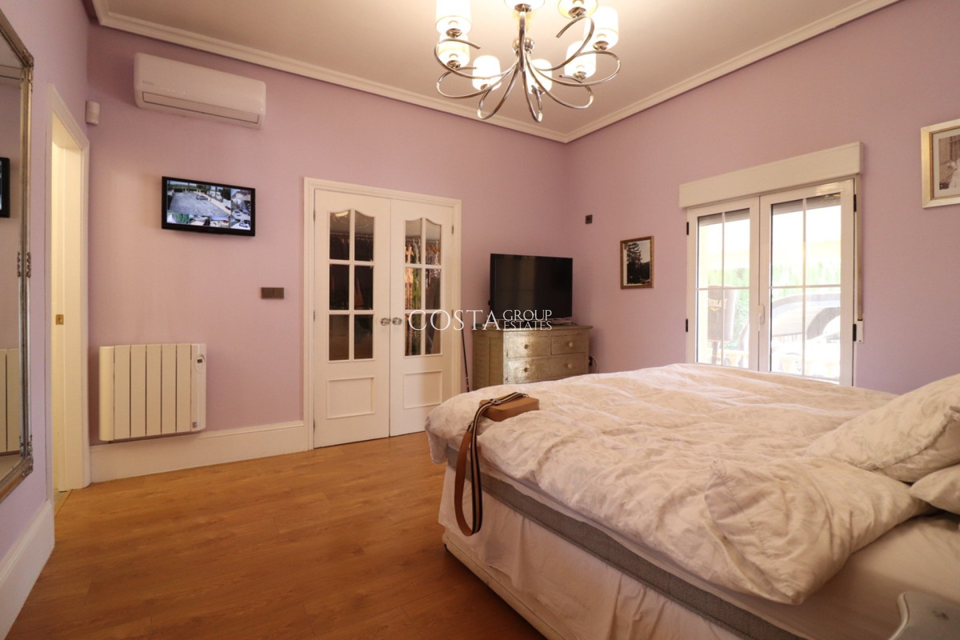 Odsprzedaż - Willa -
Almoradí - Heredades