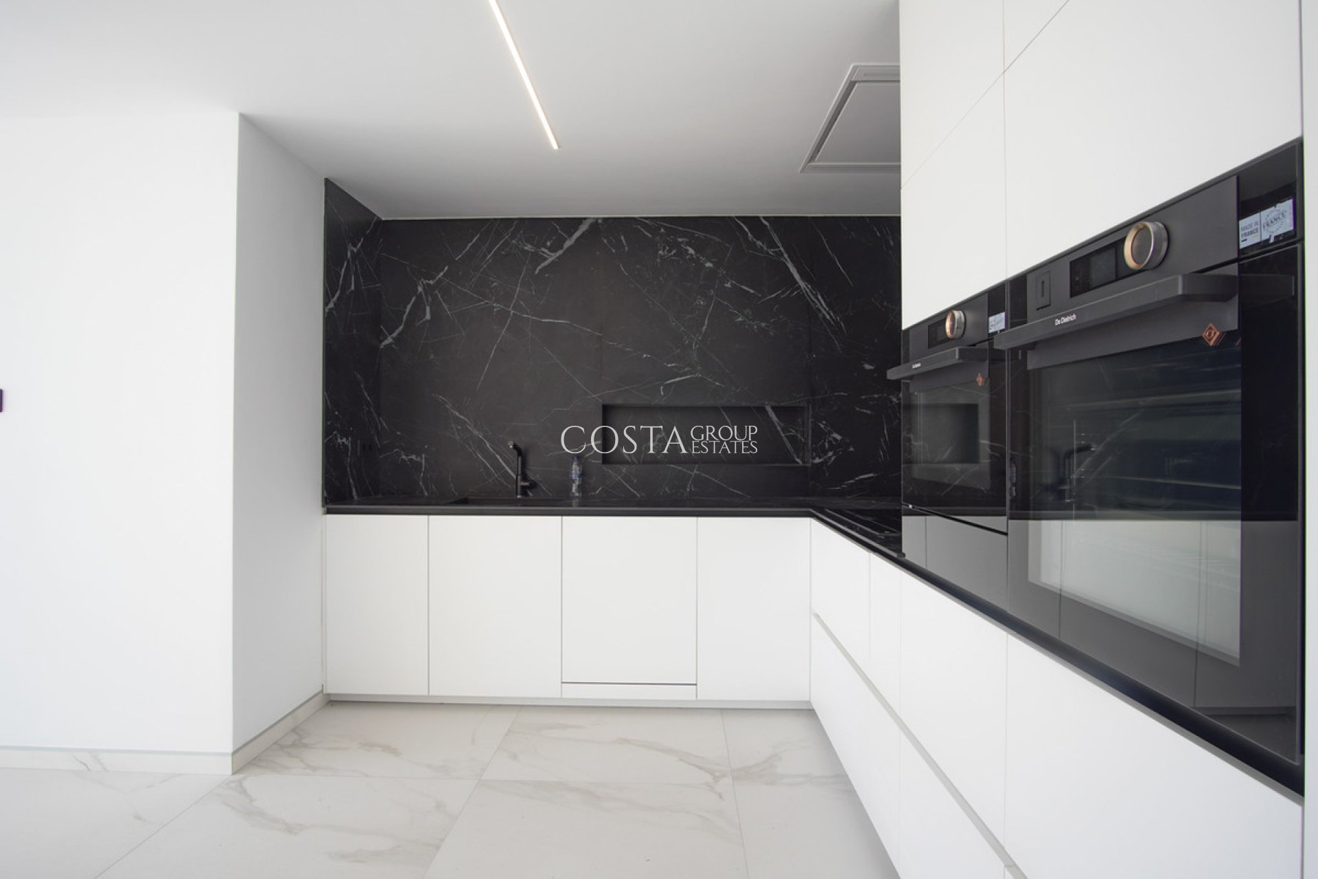 Odsprzedaż - Willa -
Altea - Altea Centro