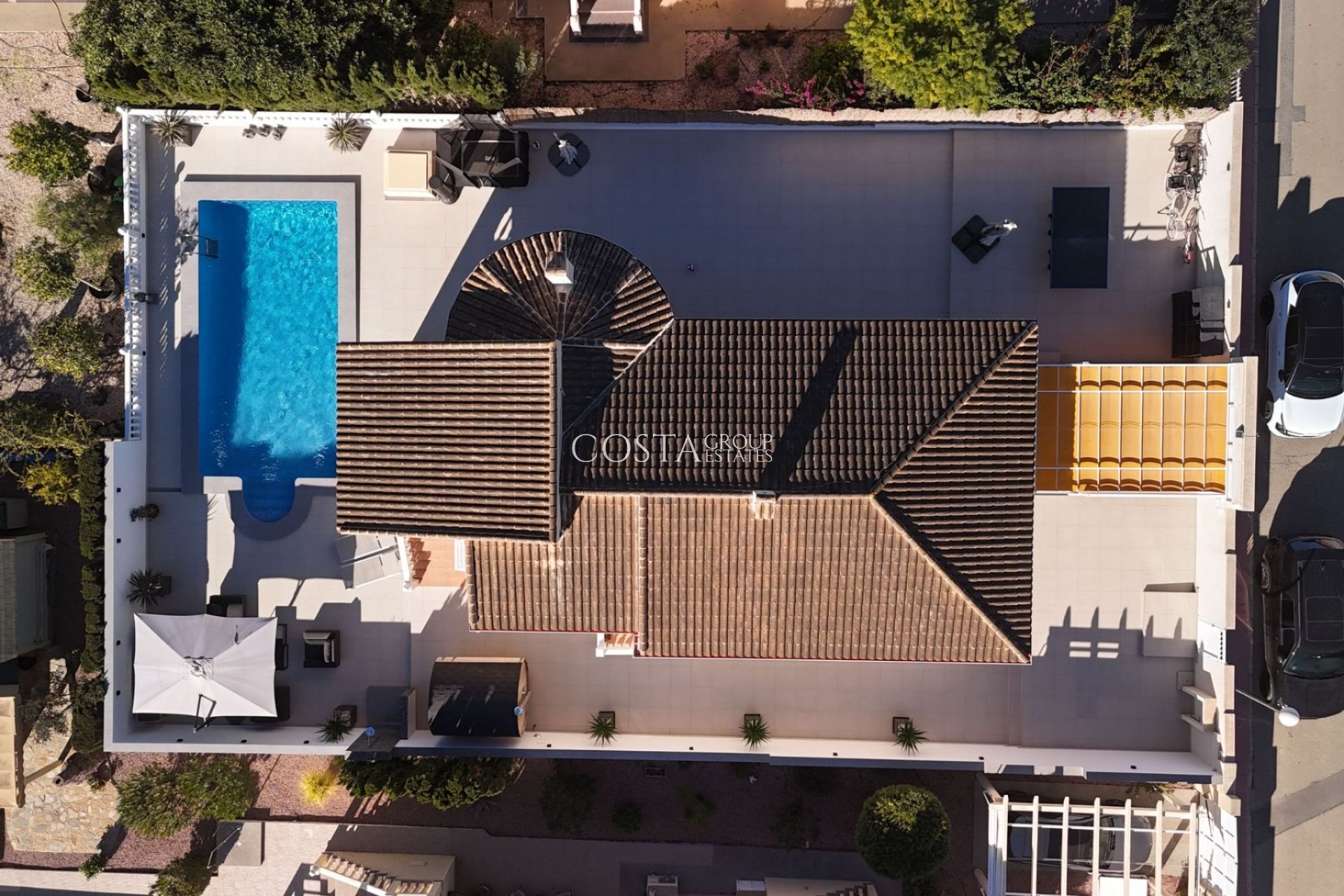 Odsprzedaż - Willa -
Benijofar