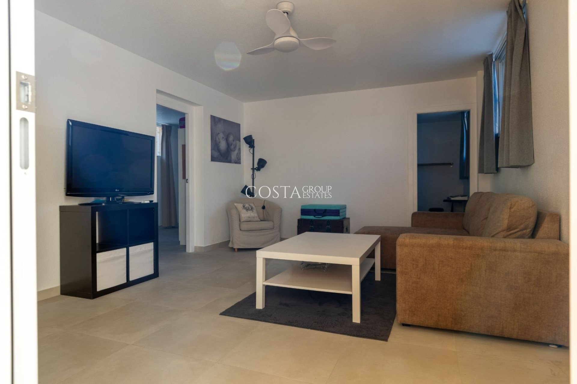 Odsprzedaż - Willa -
Benijofar