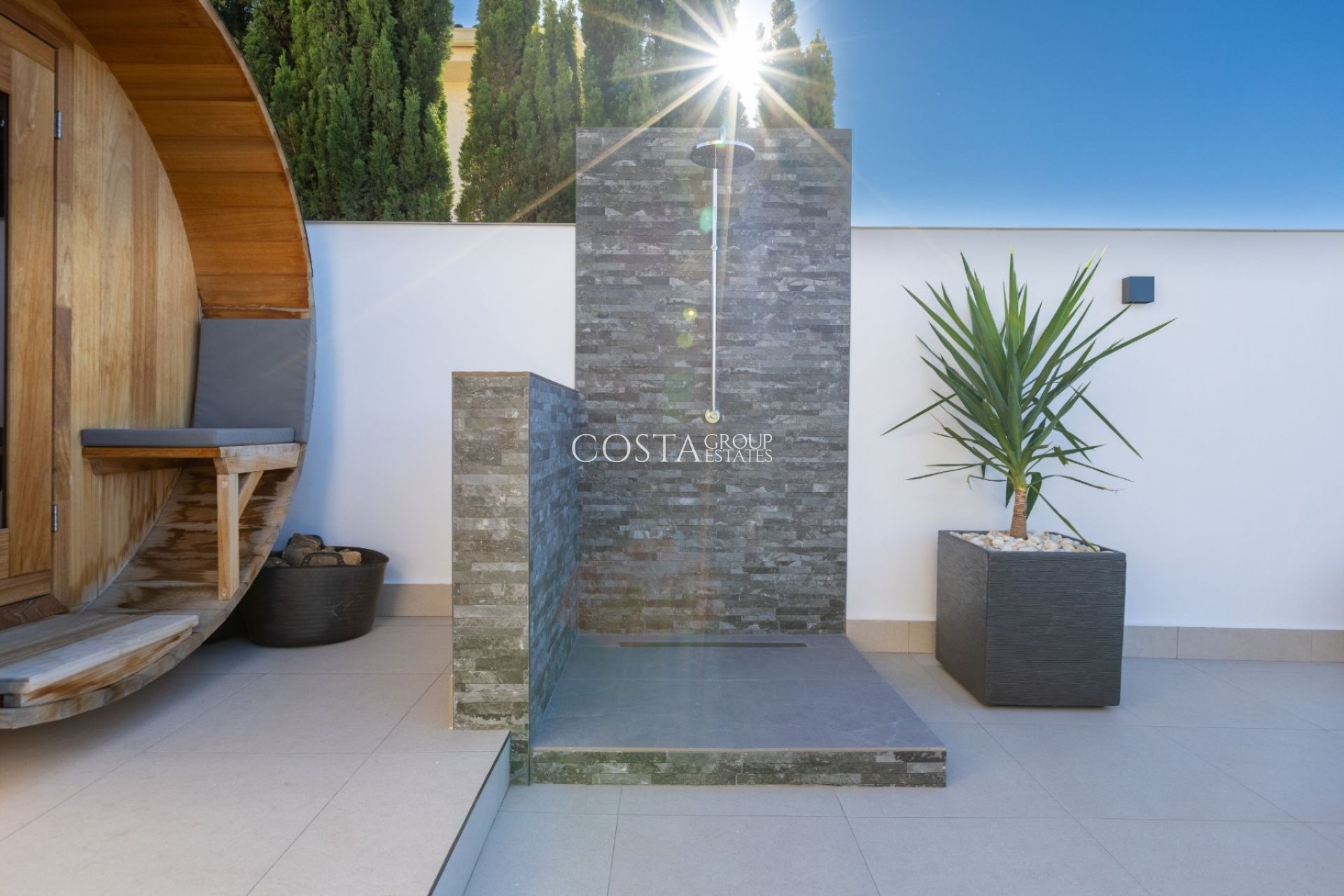 Odsprzedaż - Willa -
Benijofar