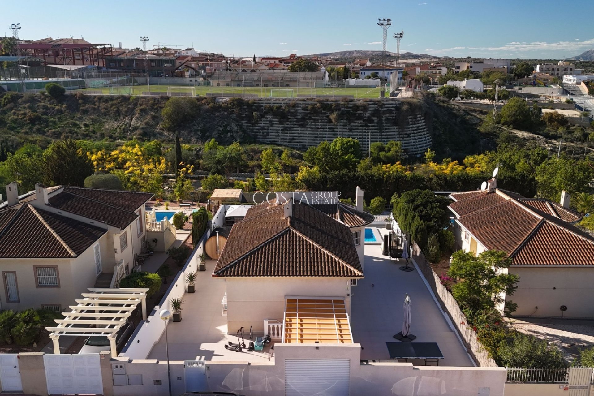 Odsprzedaż - Willa -
Benijofar