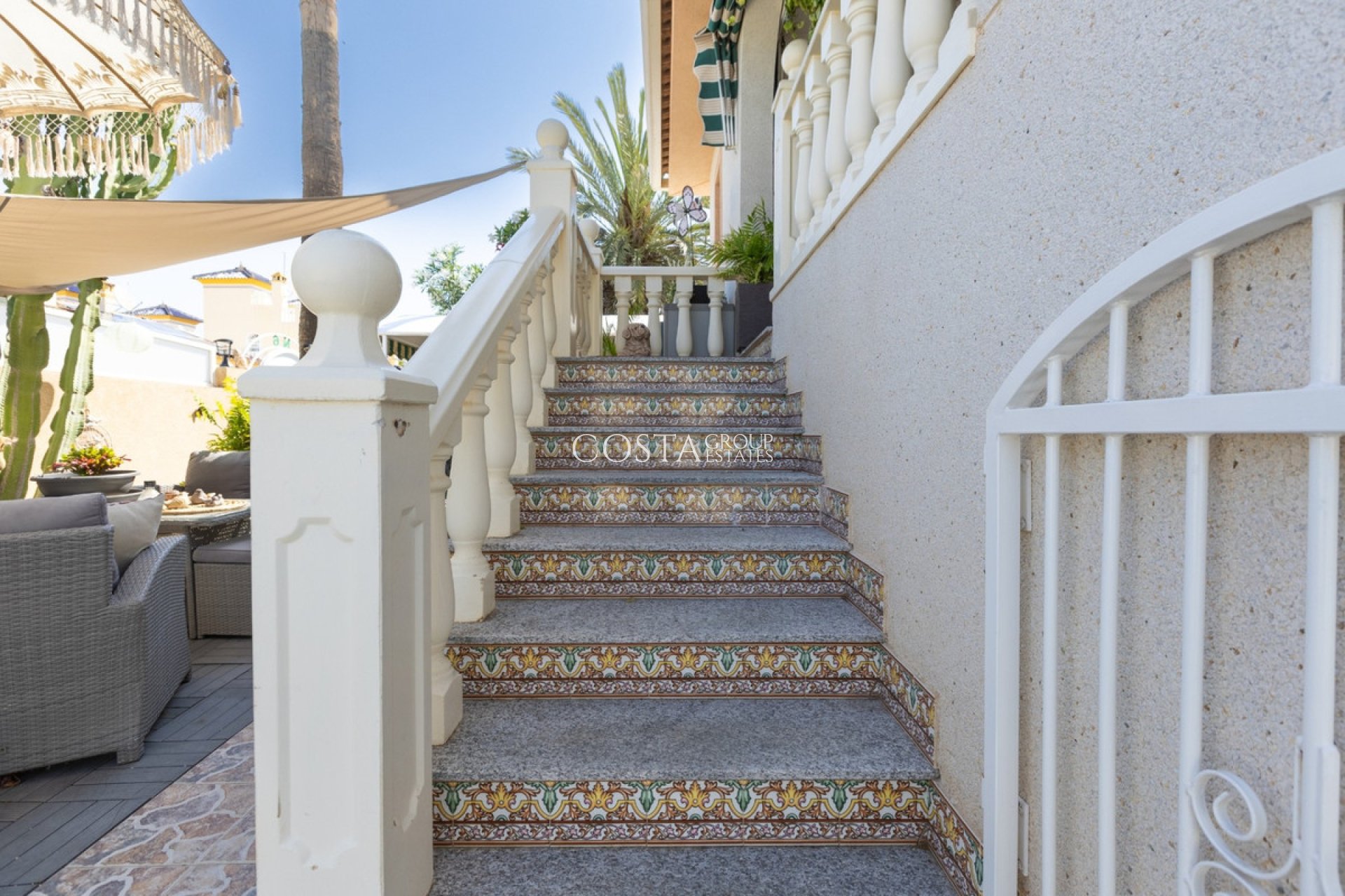 Odsprzedaż - Willa -
Benijofar