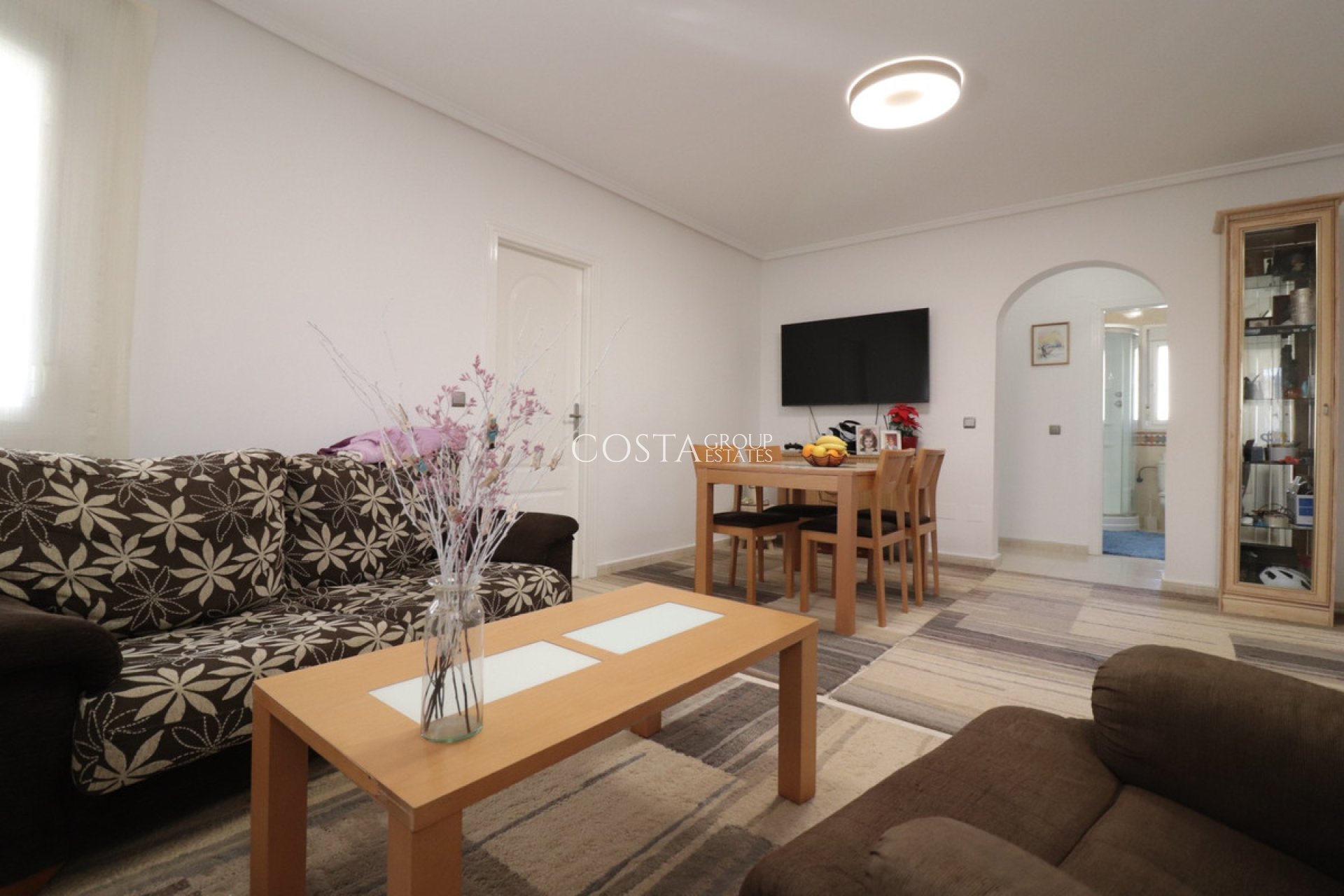 Odsprzedaż - Willa -
Benijofar