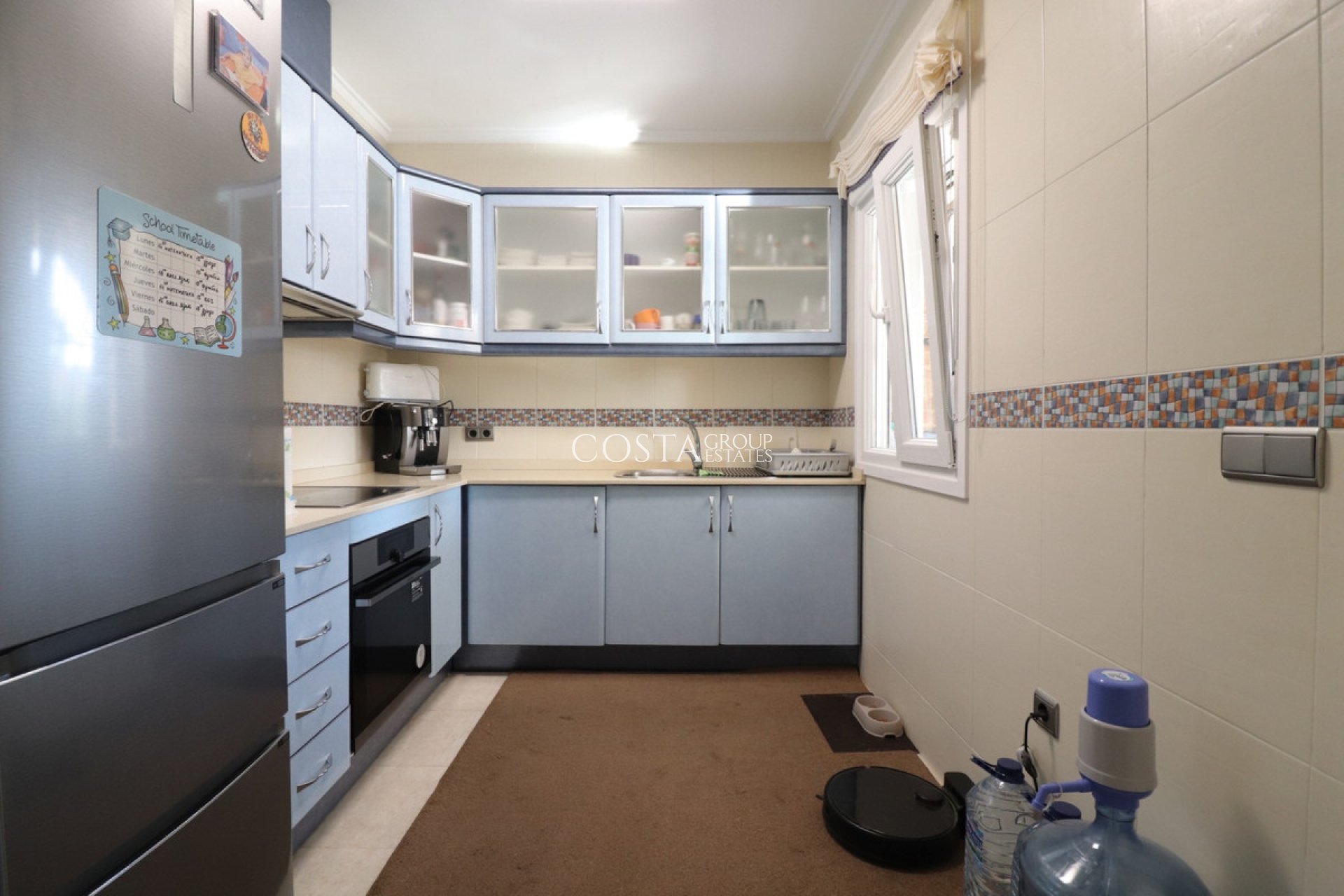 Odsprzedaż - Willa -
Benijofar