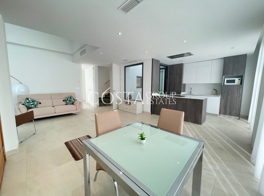 Odsprzedaż - Willa -
Benijofar