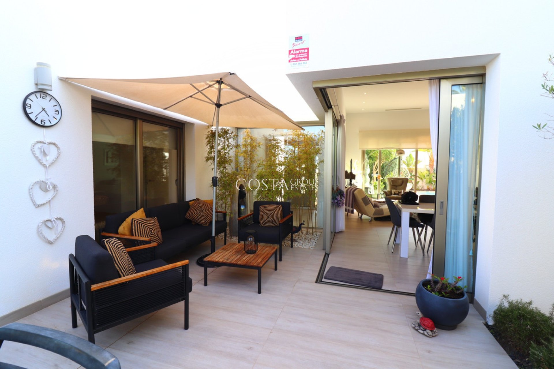 Odsprzedaż - Willa -
Benijofar