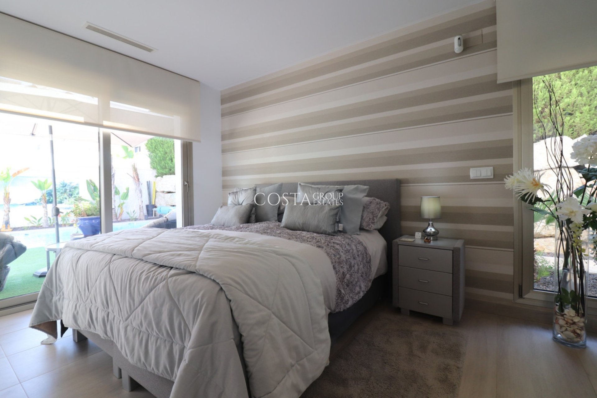 Odsprzedaż - Willa -
Benijofar