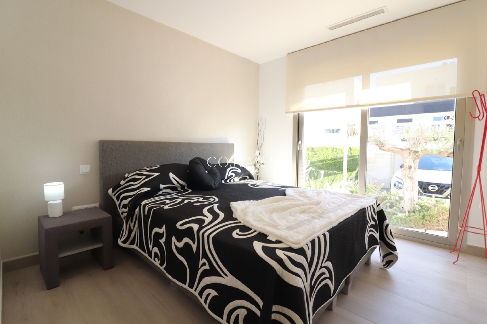 Odsprzedaż - Willa -
Benijofar