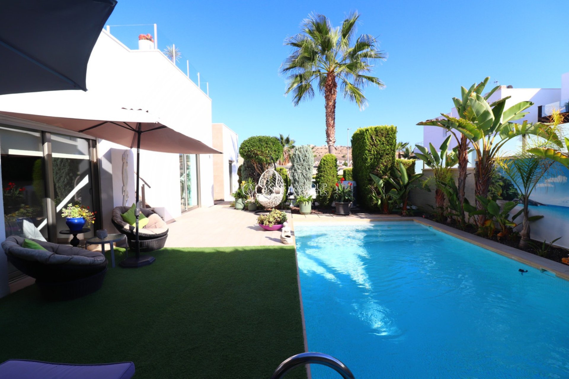 Odsprzedaż - Willa -
Benijofar