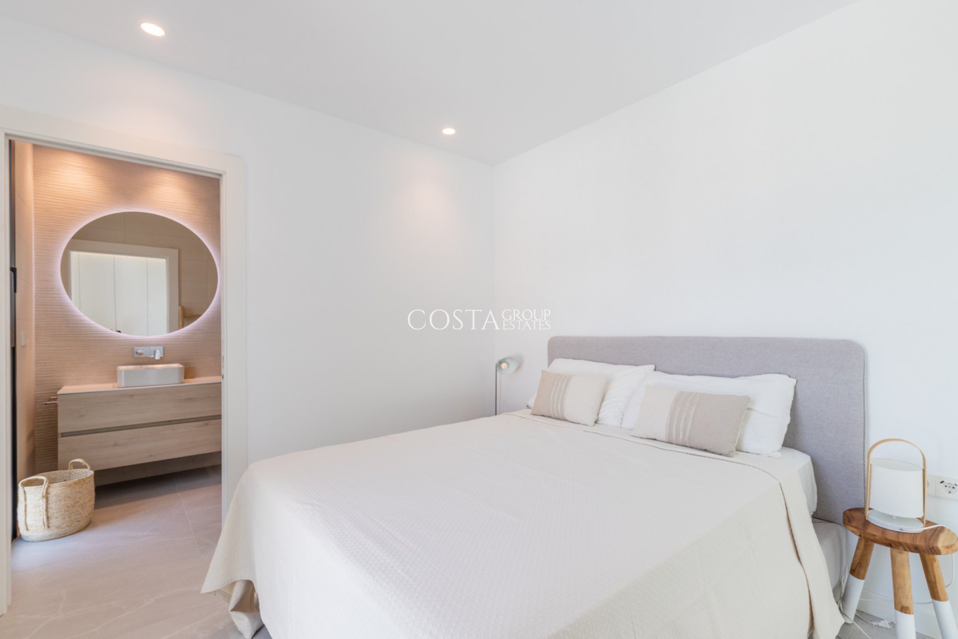 Odsprzedaż - Willa -
Benissa - Benissa Centro