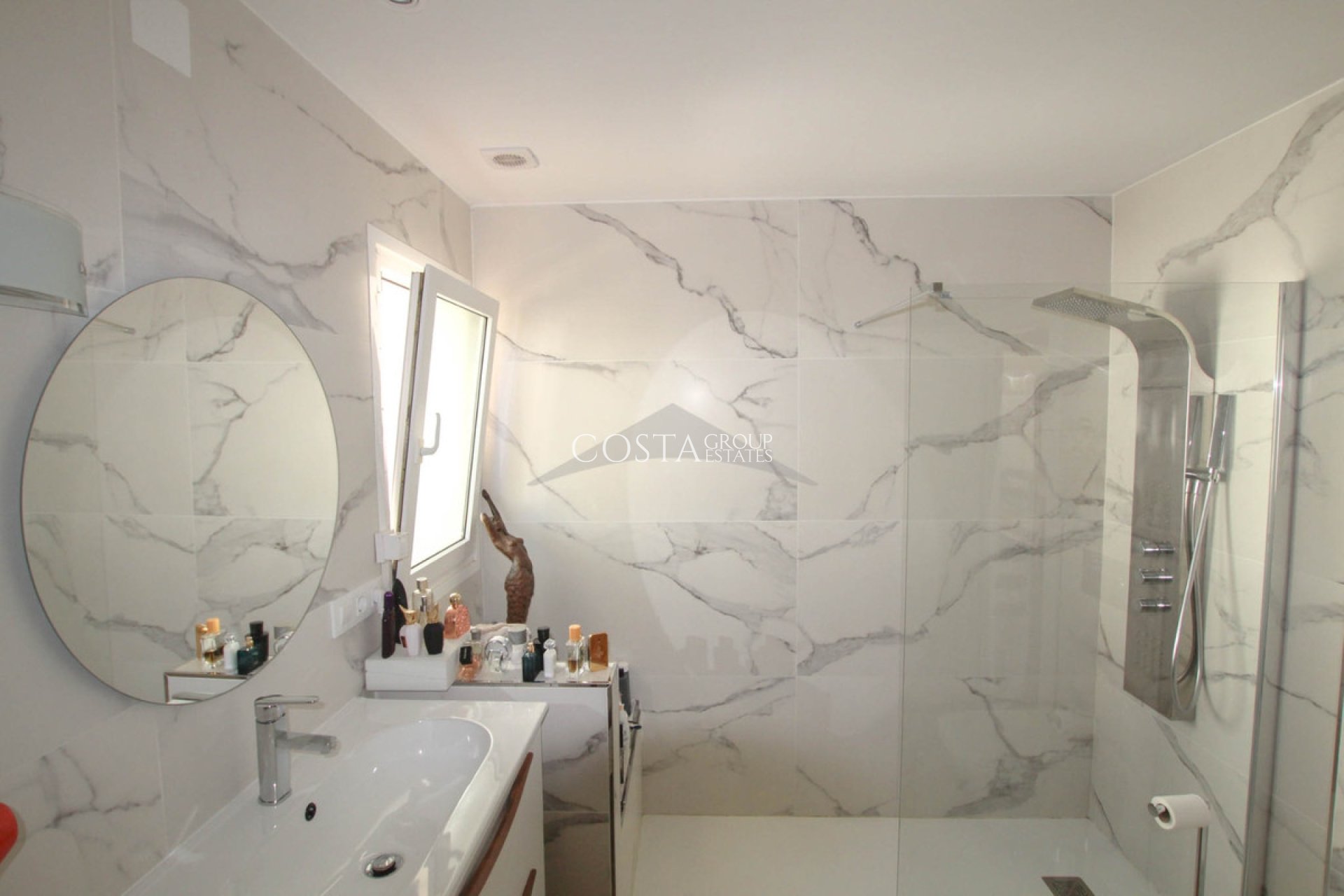 Odsprzedaż - Willa -
Benissa - Benissa Centro