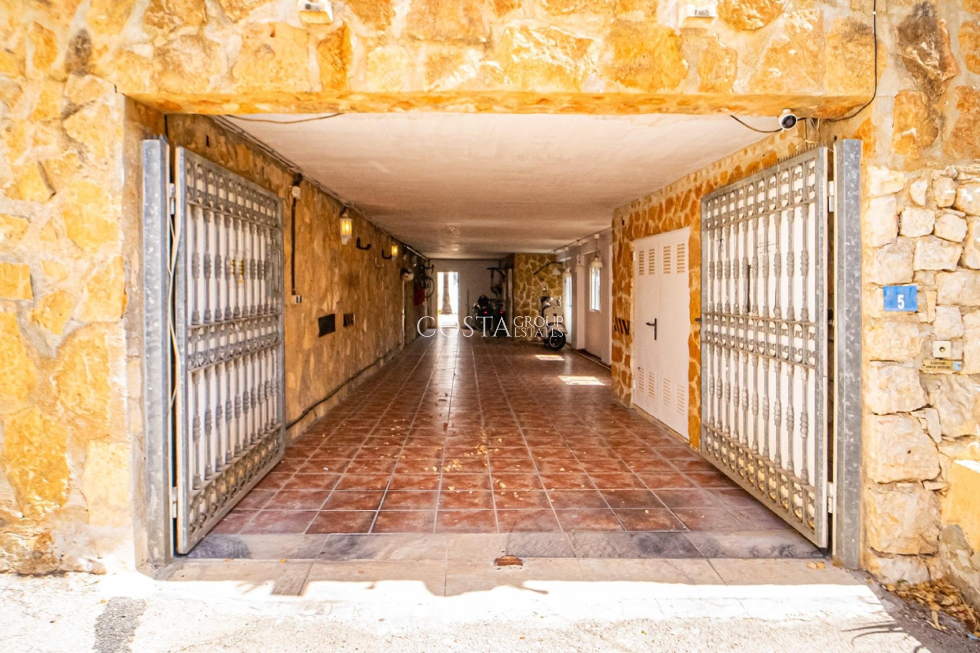 Odsprzedaż - Willa -
Benissa - Benissa Centro