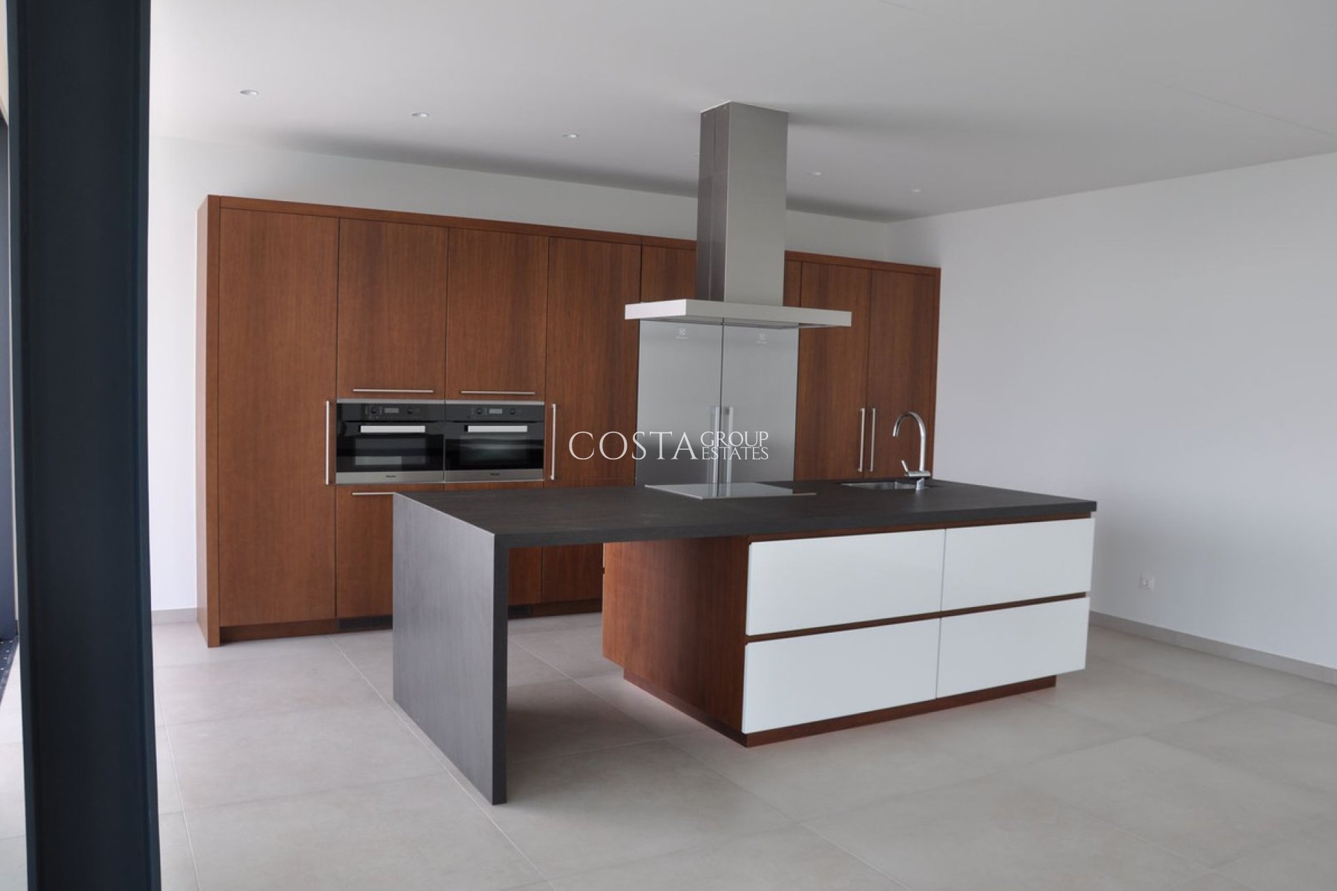 Odsprzedaż - Willa -
Benissa - Benissa Coast