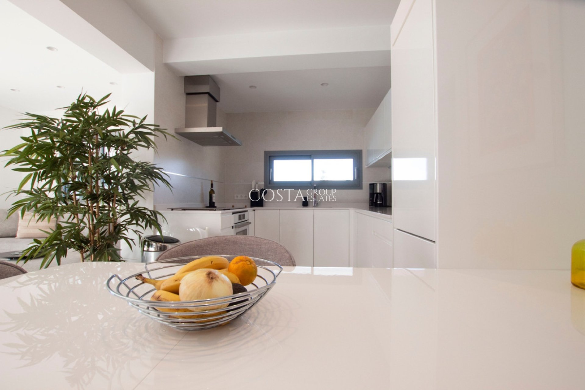 Odsprzedaż - Willa -
Benissa