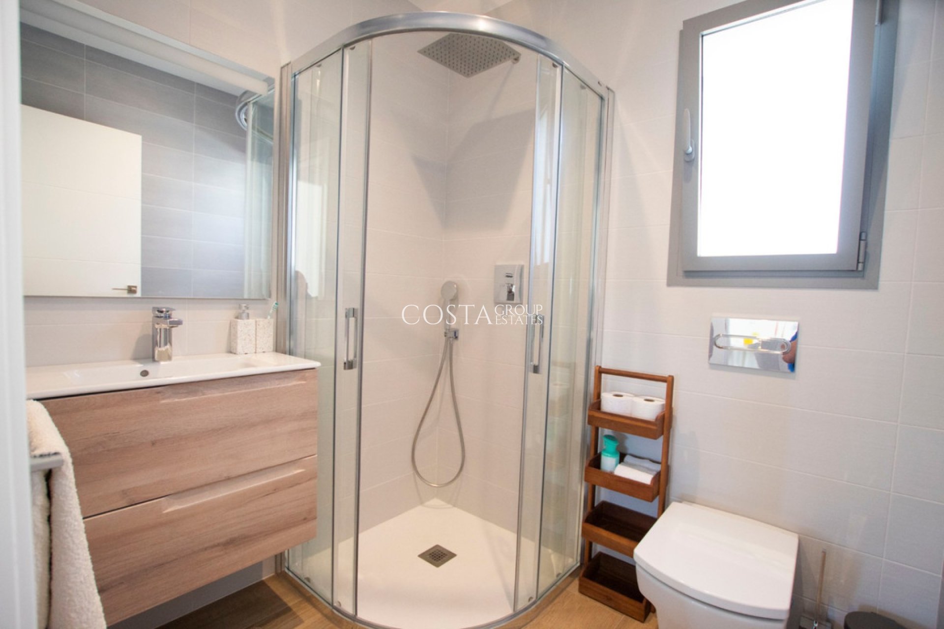 Odsprzedaż - Willa -
Benissa