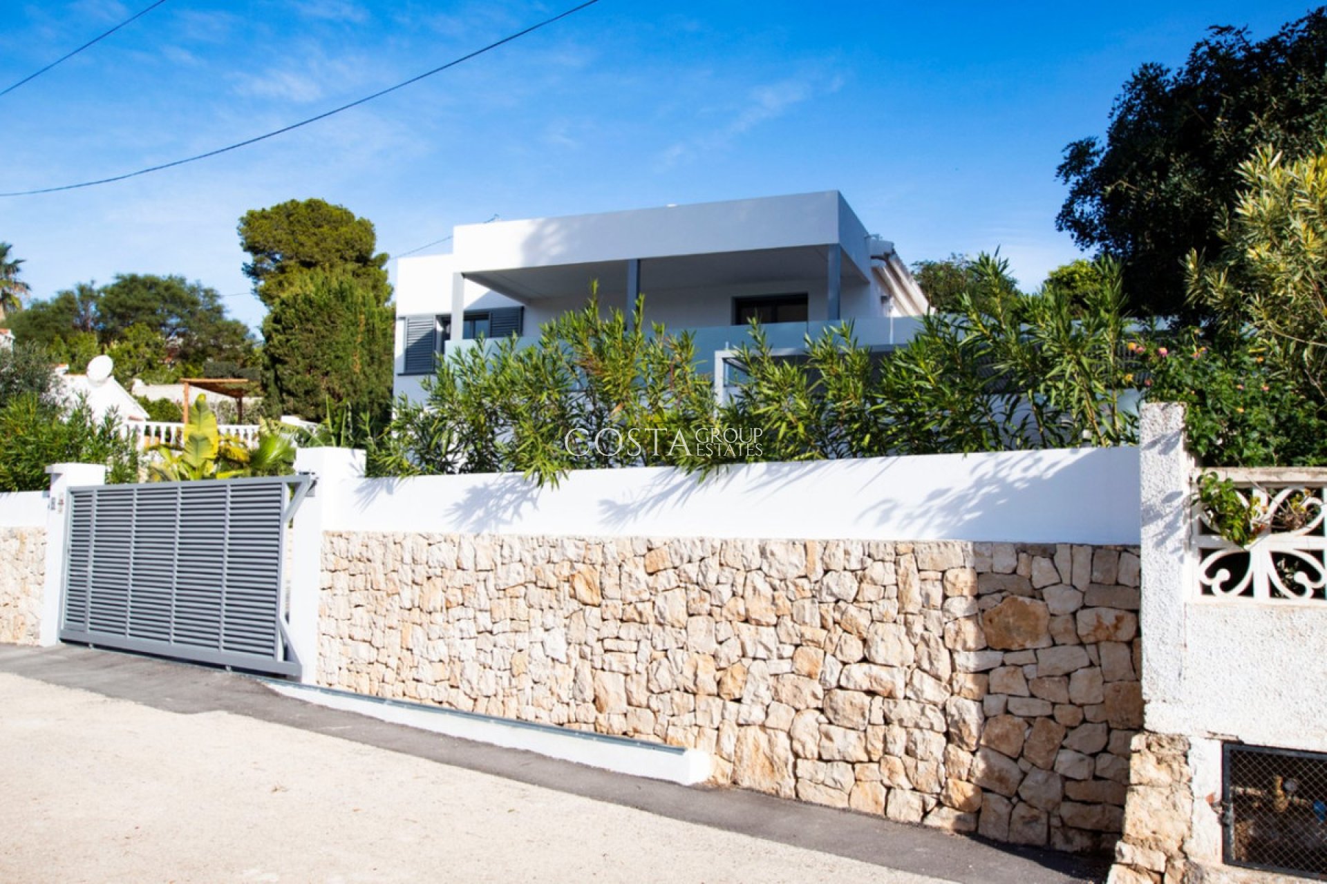 Odsprzedaż - Willa -
Benissa