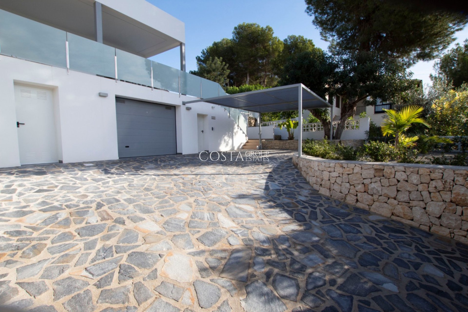 Odsprzedaż - Willa -
Benissa