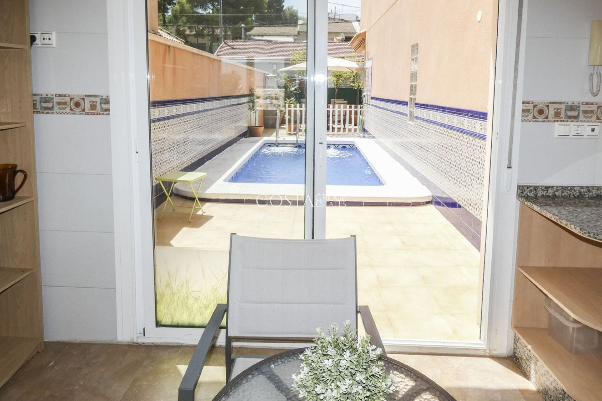 Odsprzedaż - Willa -
Bigastro