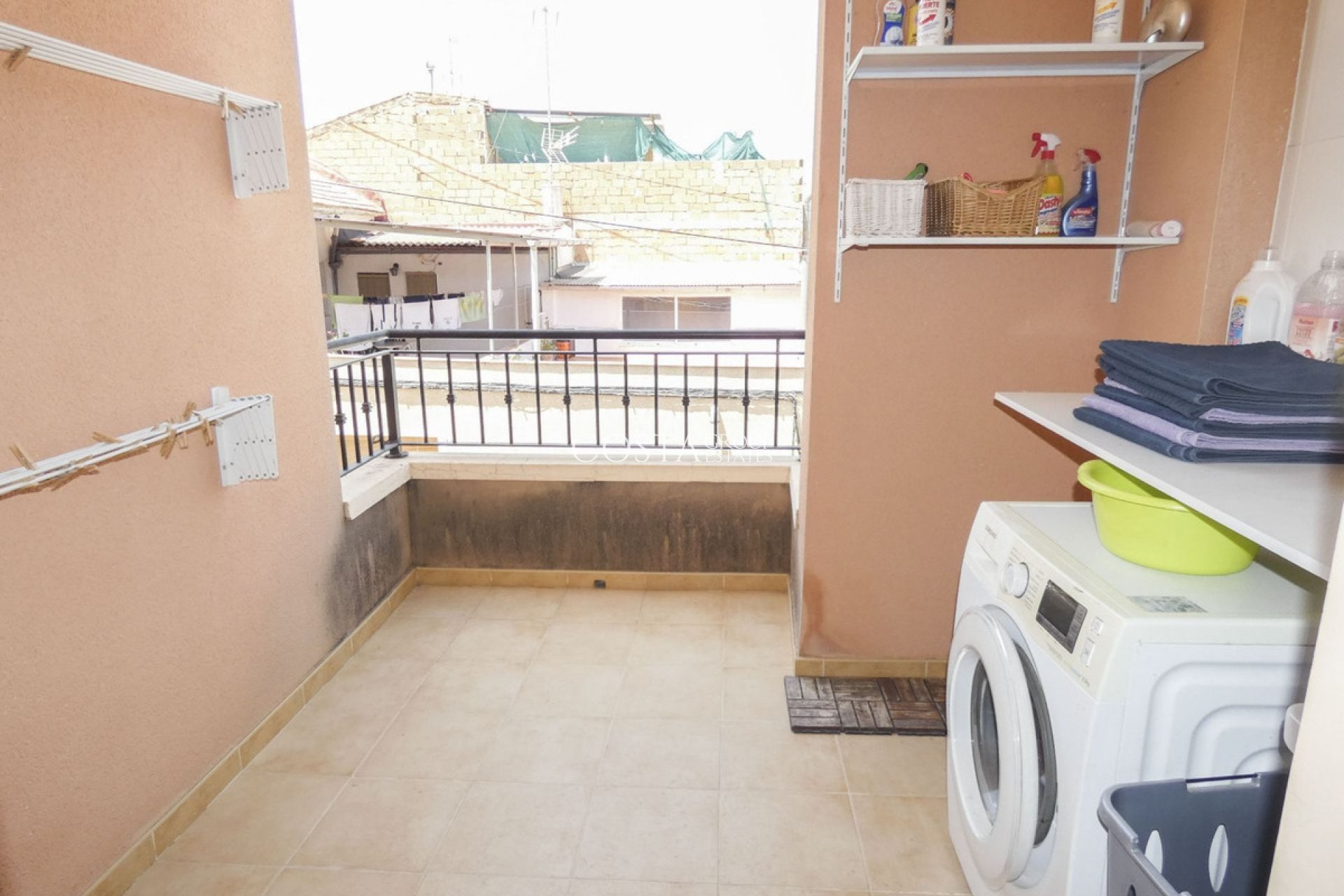 Odsprzedaż - Willa -
Bigastro