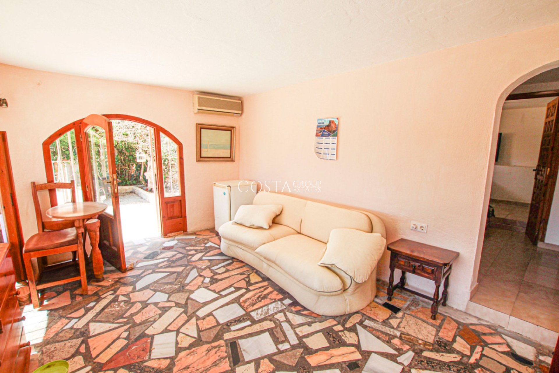 Odsprzedaż - Willa -
Calpe - Calpe Centro